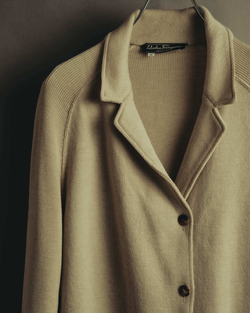 “Salvatore Ferragamo” 90’s-00’s Virgin wool raglan-sleeve cardigan jacket