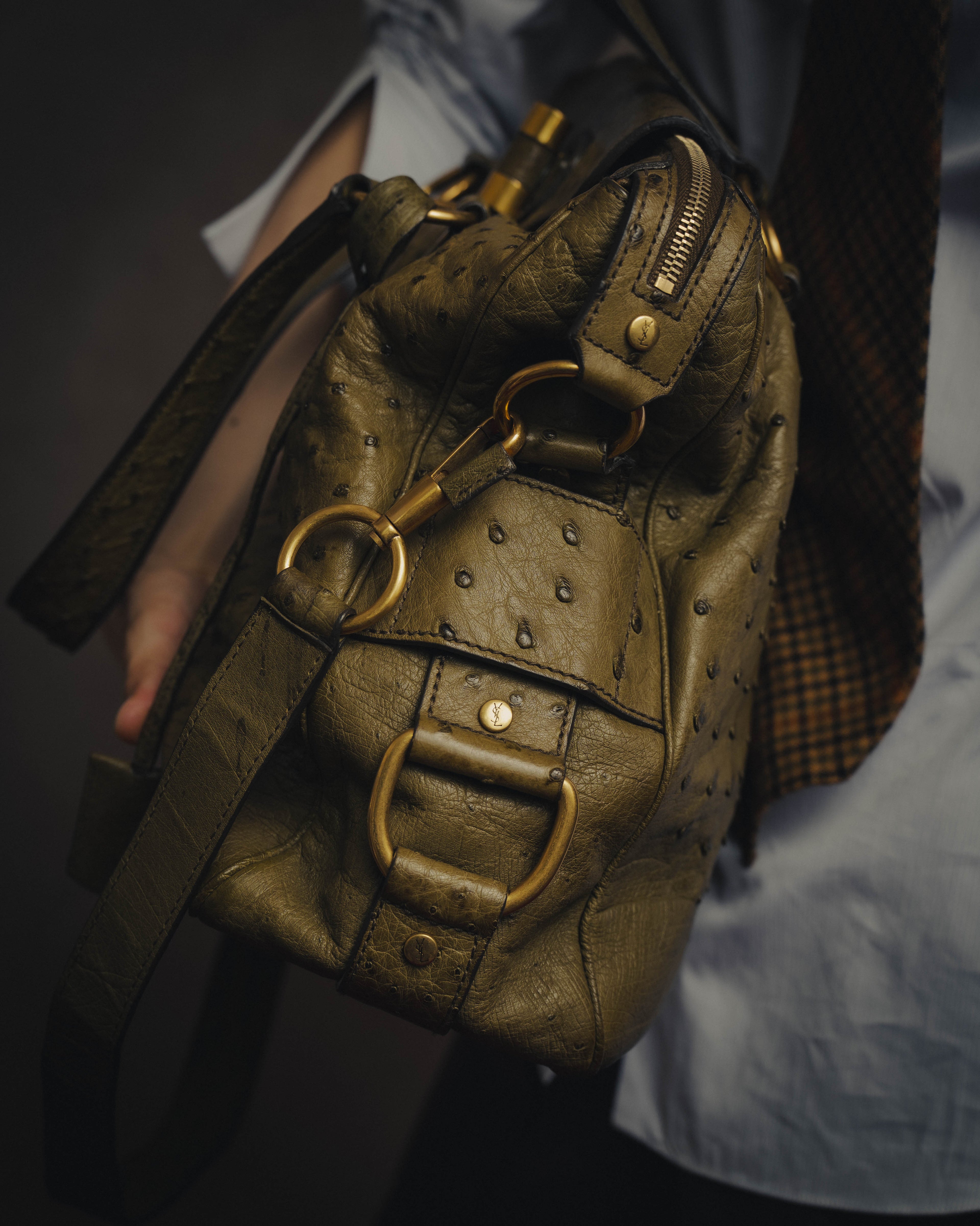 -SPECIAL- “YVES SAINT LAURENT” 00’s-10’s Ostrich leather top handle satchel