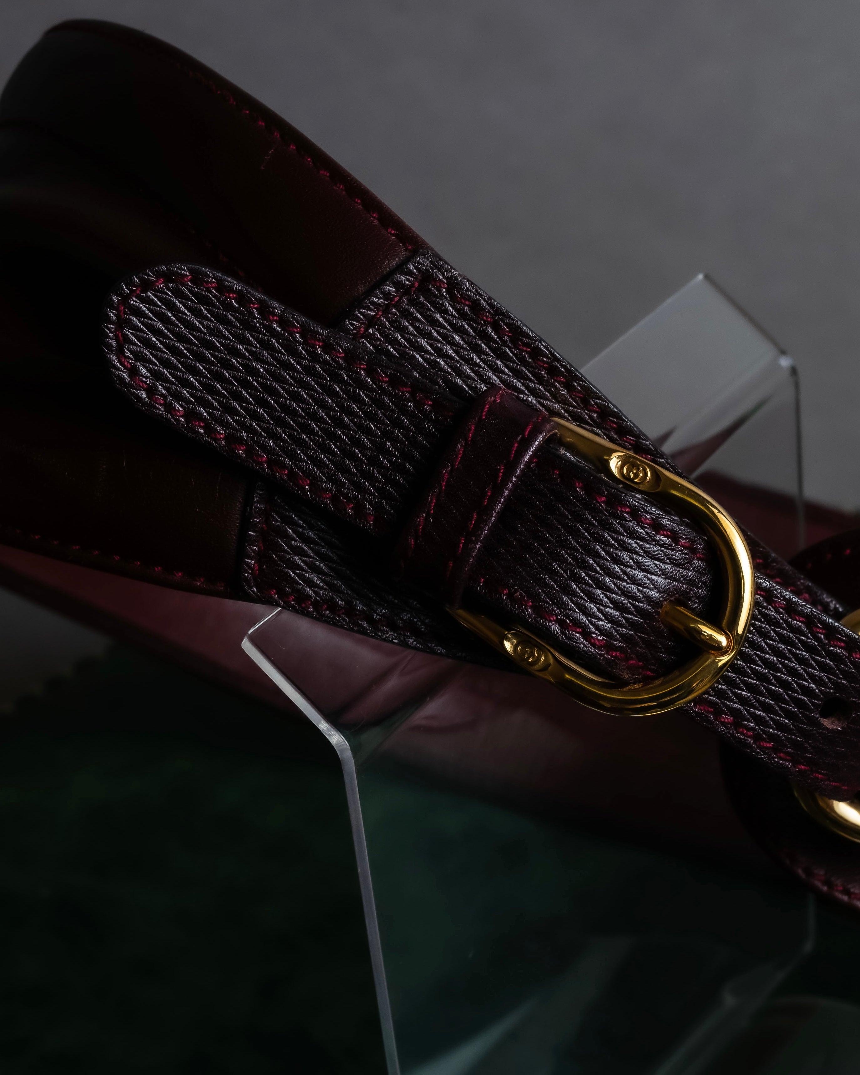 "GUCCI" Equus-derived bordeaux leather belt