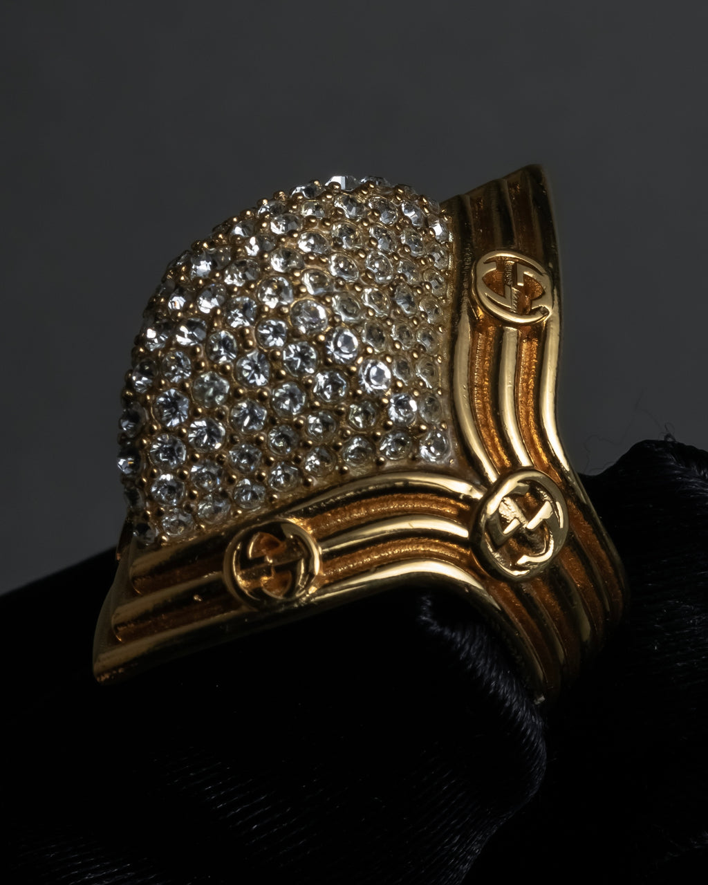 "GUCCI" Interlocking G rhinestone design dome-shaped ring