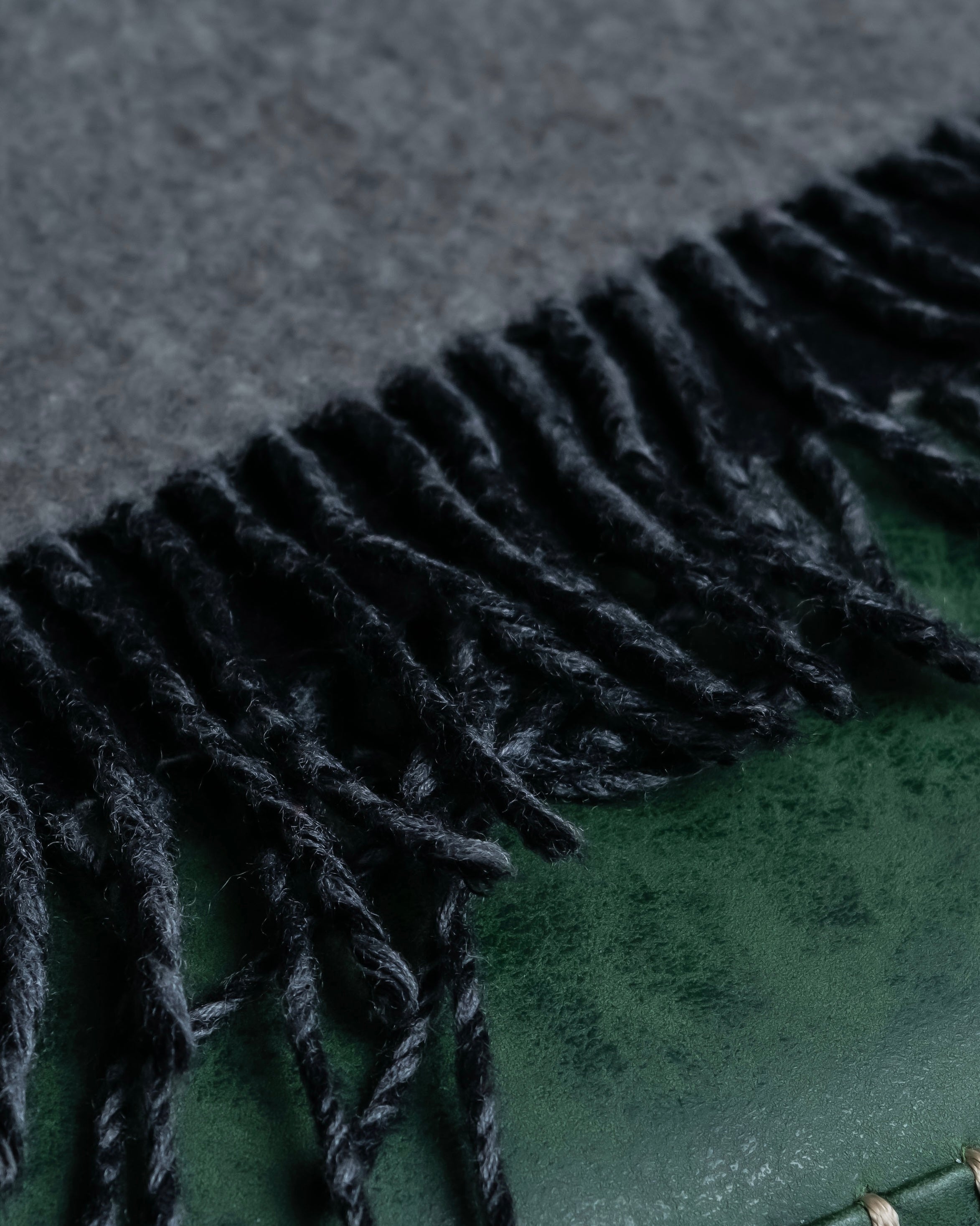 "Christian Dior" Reversible design logo engraved muffler