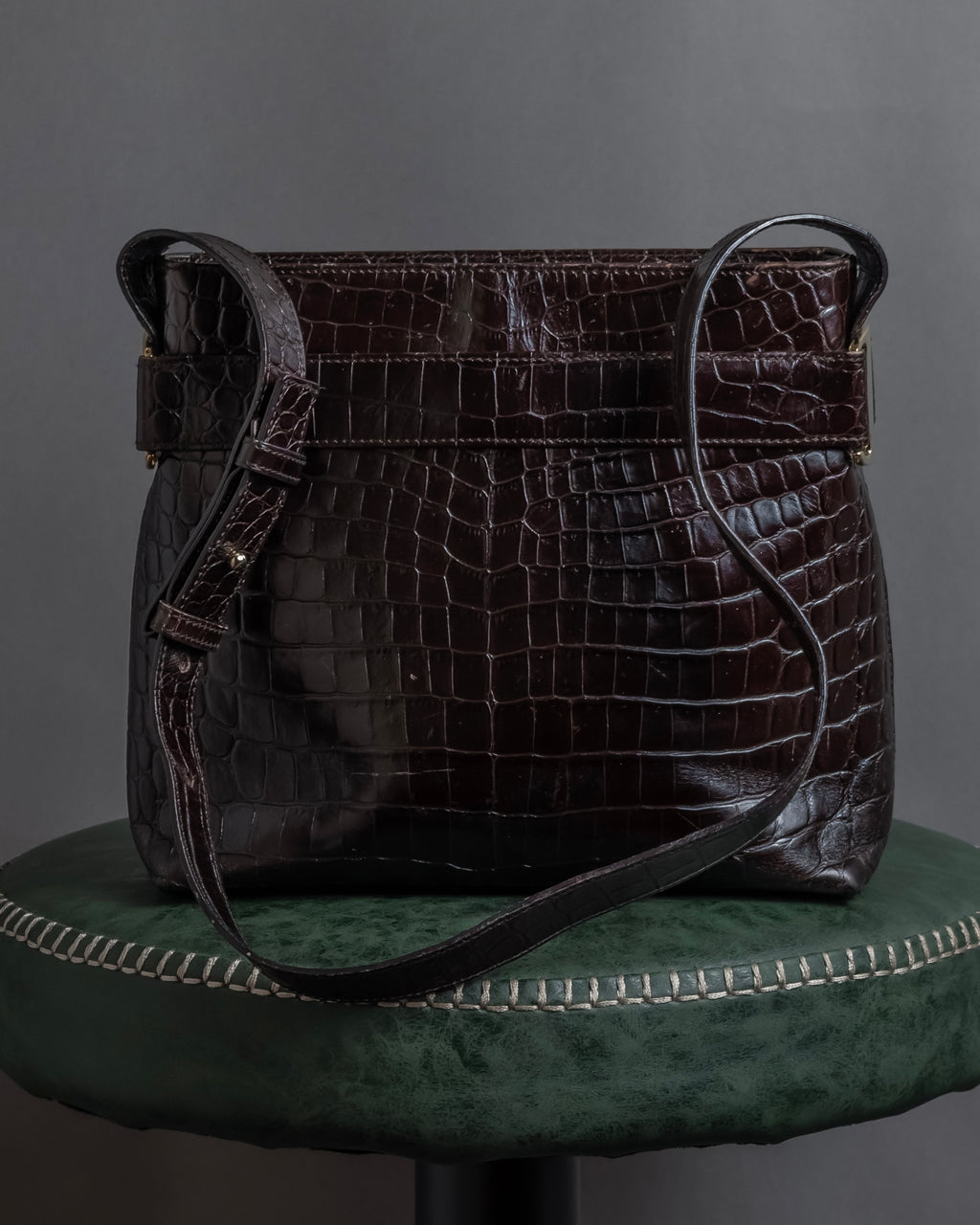 "Salvatore Ferragamo" 90’s crocodile embossed vara shoulder bag