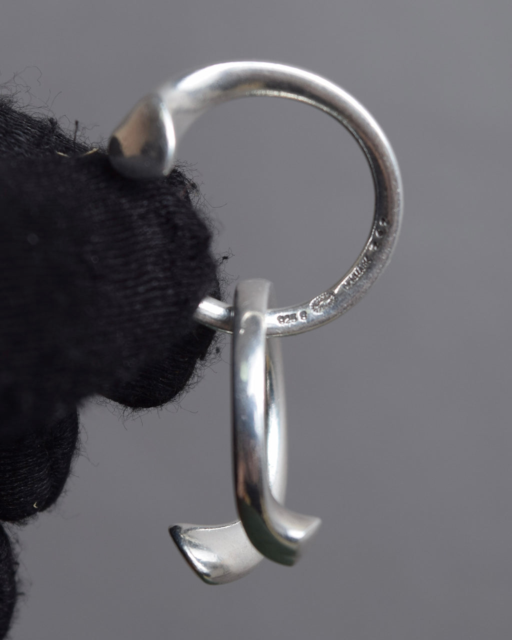 "CHANEL" Curved frame double combination silver earrings