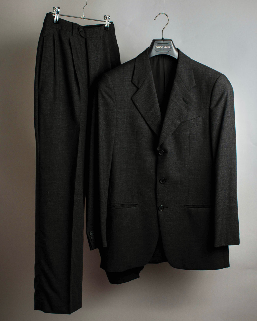 "GIORGIO ARMANI" LE COLLEZIONI line classical tailoring set up