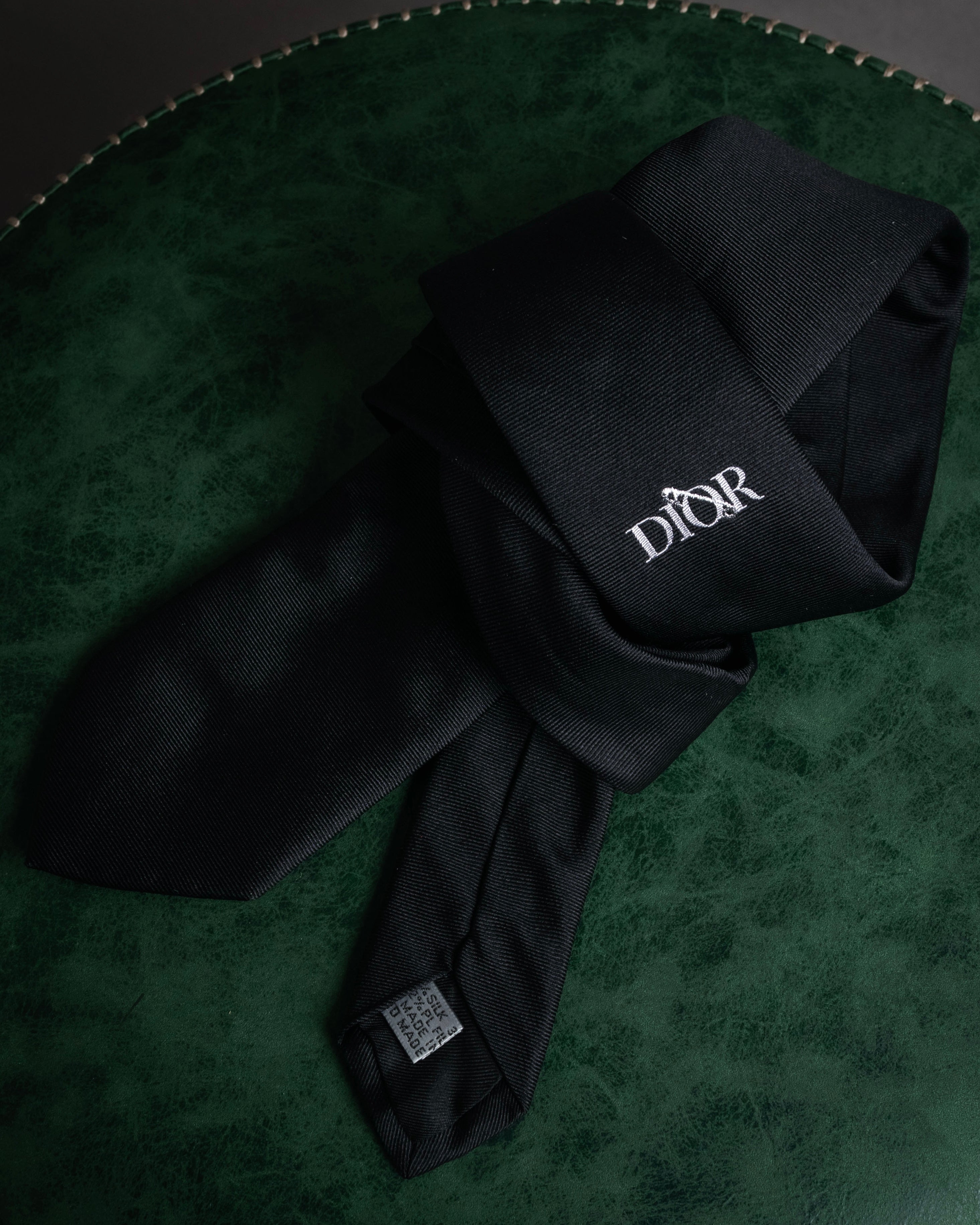 DIOR” 2019- Logo embroidered narrow tie – MOOD