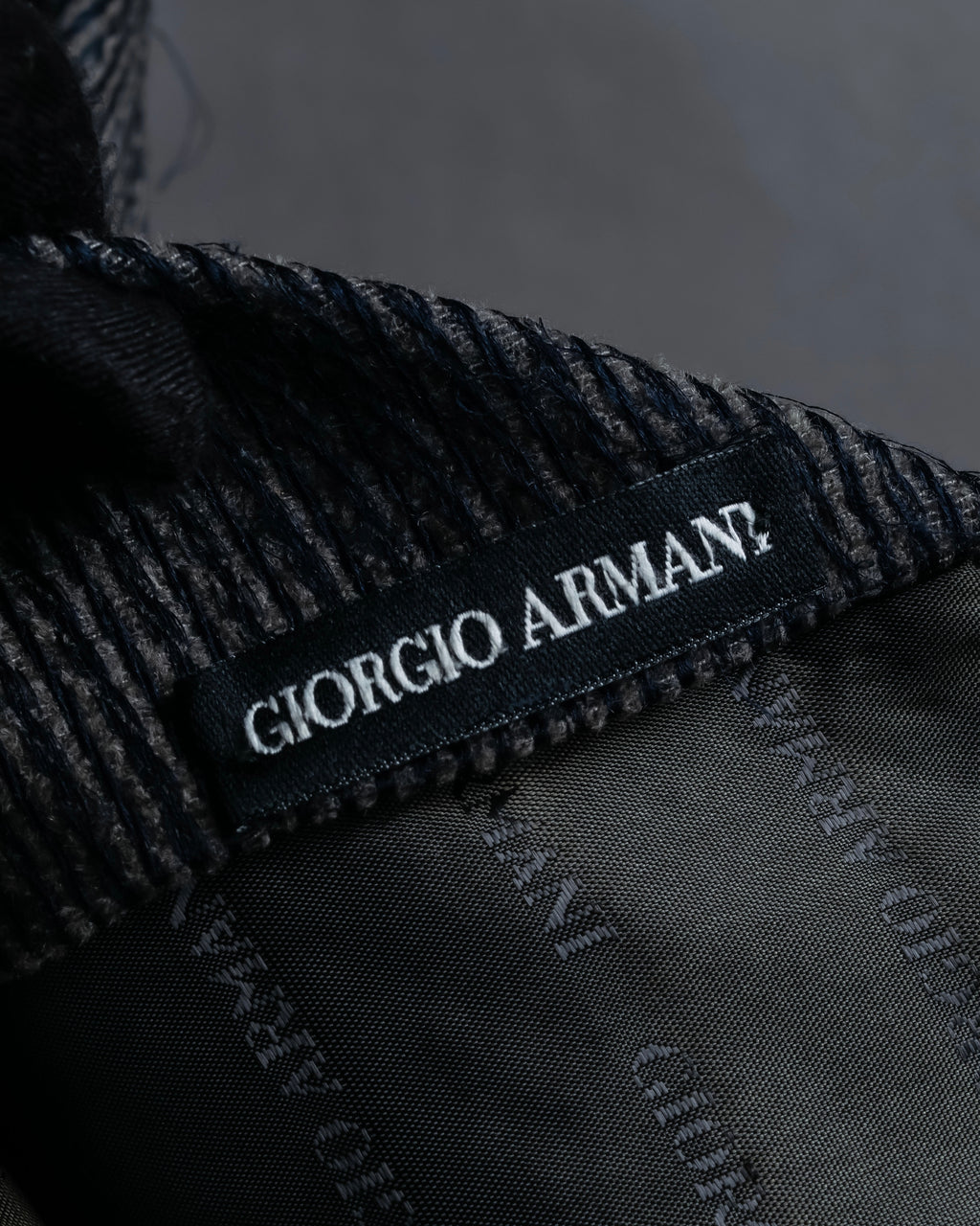 "GIORGIO ARMANI" Diagonal ridge pattern brushed necktie