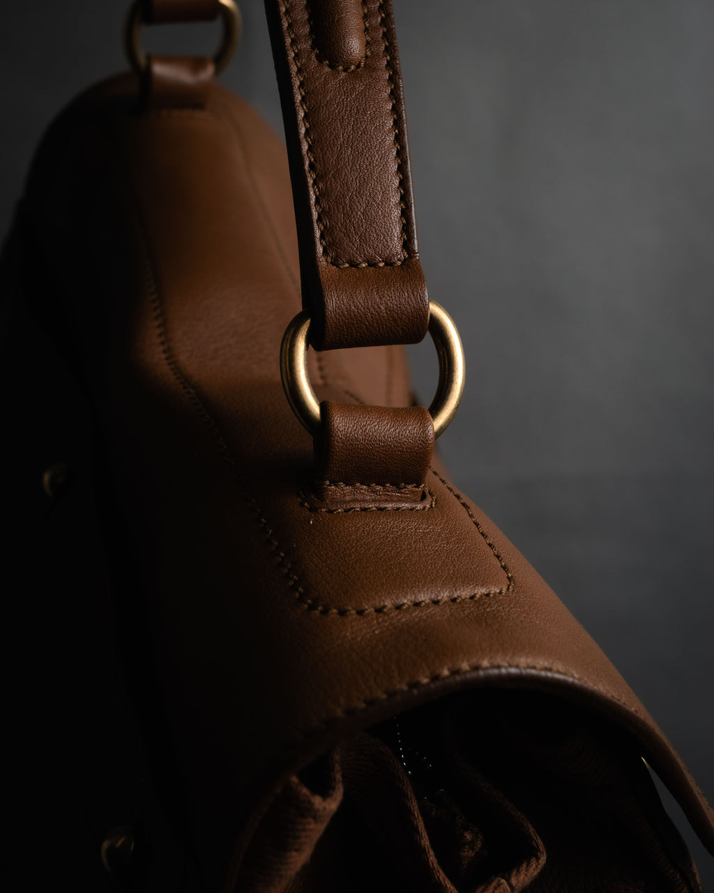 –SPECIAL– “YVES SAINT LAURENT”
2011-2012 Muse two leather handbag