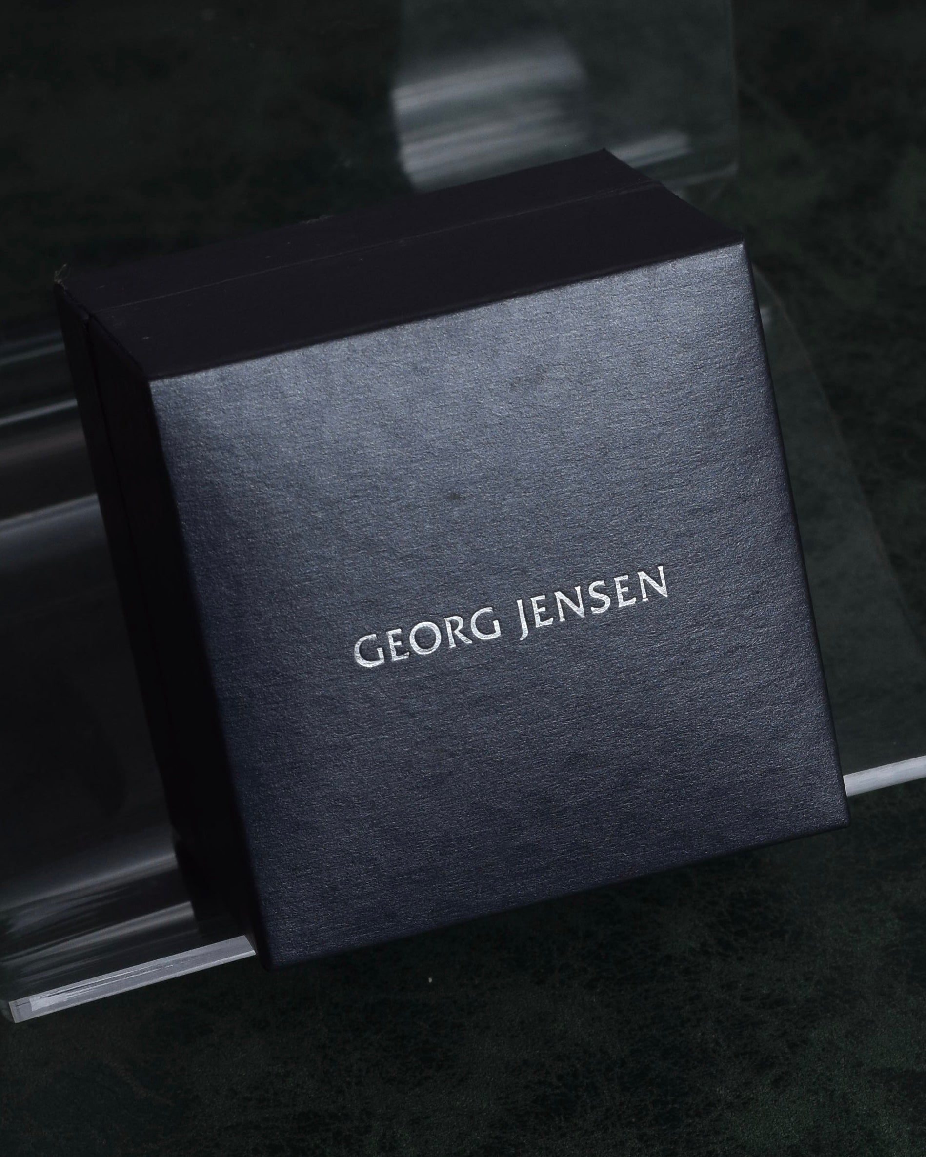 "GEORG JENSEN" Delicate bead top oversized silver ring