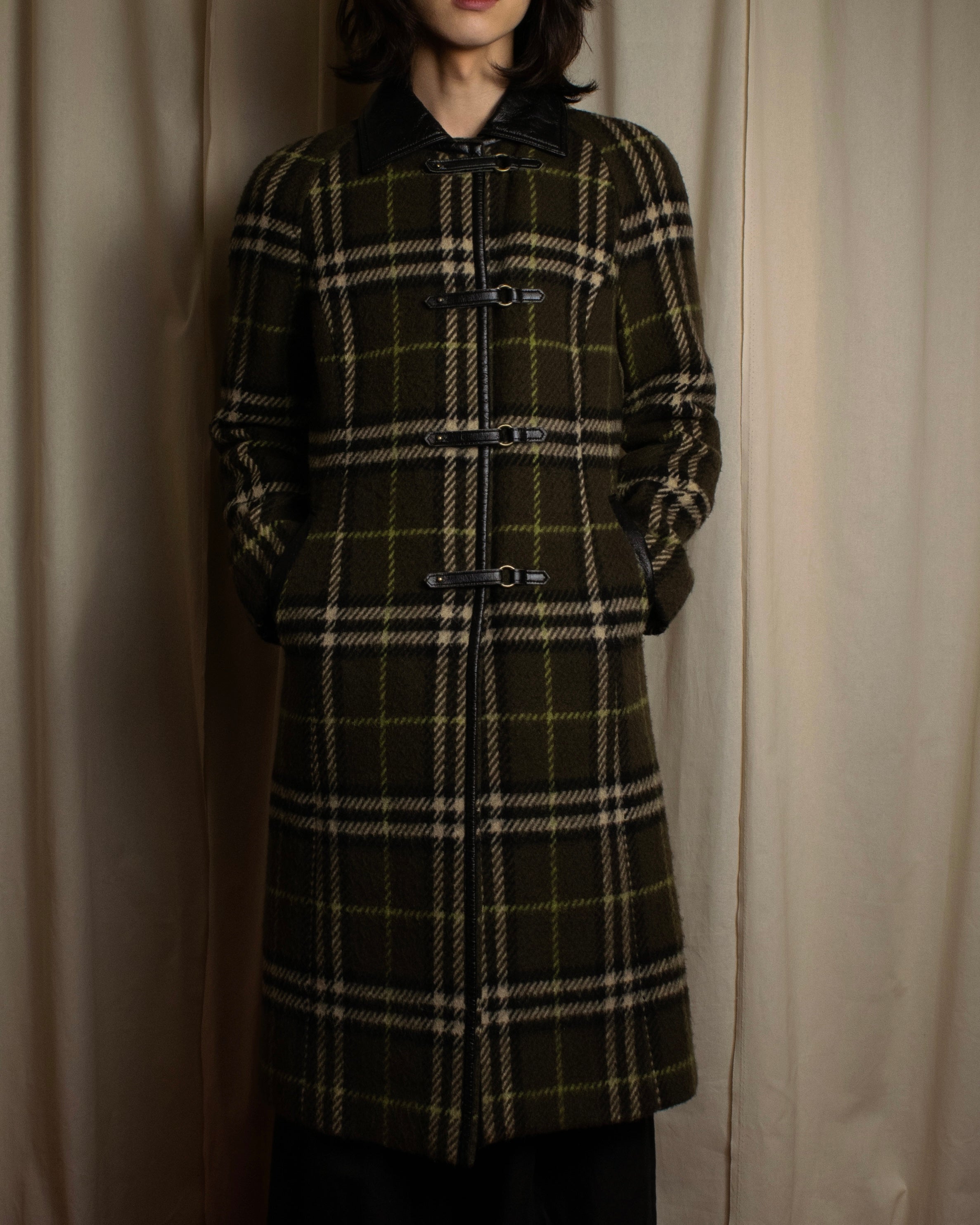 "BURBERRY" Leather switching design check tweed coat