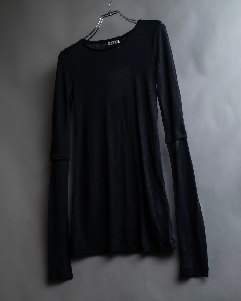 "Acne" Back＆sleeve cutting slit design pullover