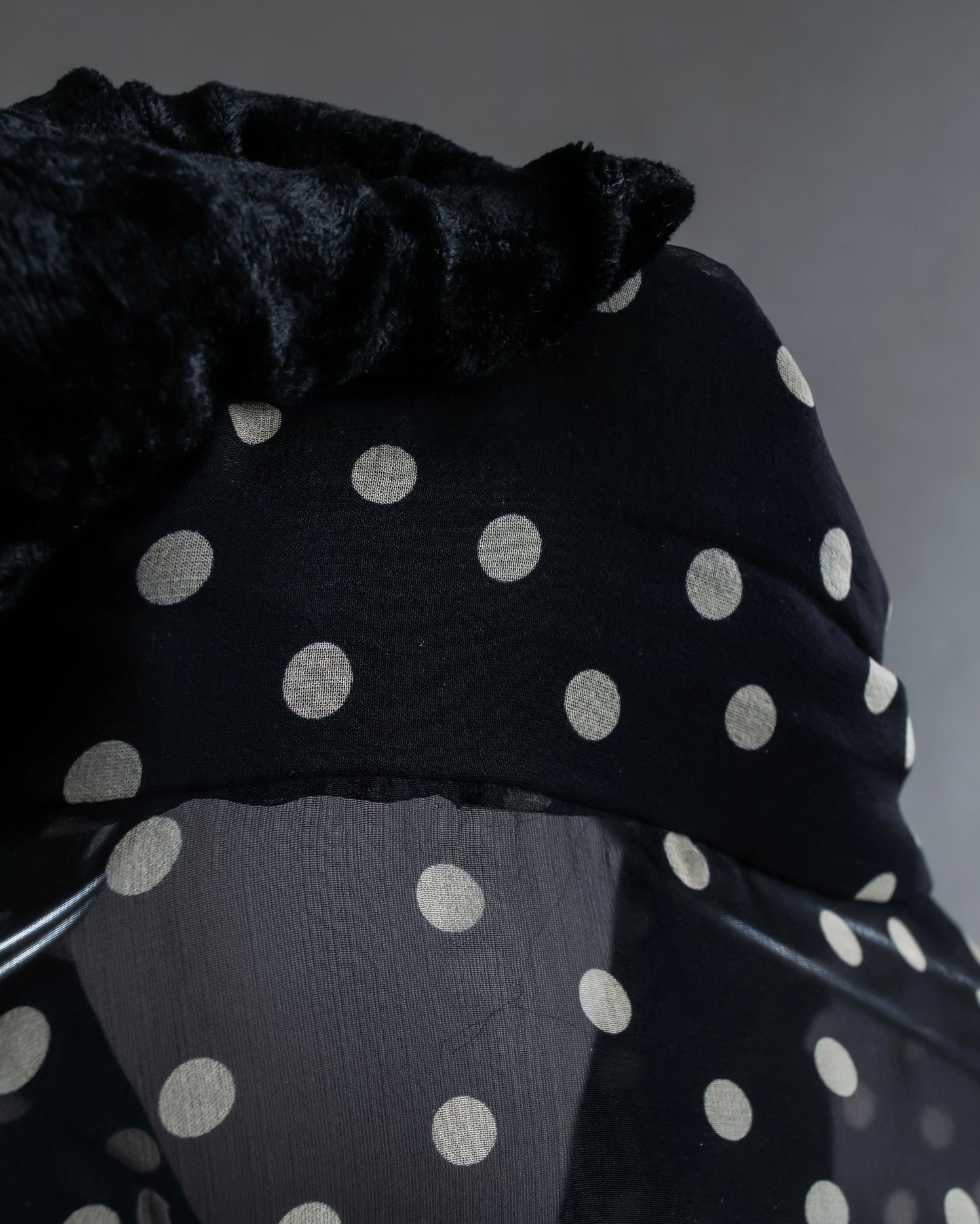 "Saint Laurent Paris 2020"
Ribbon detail polka dot pattern sheer shirt