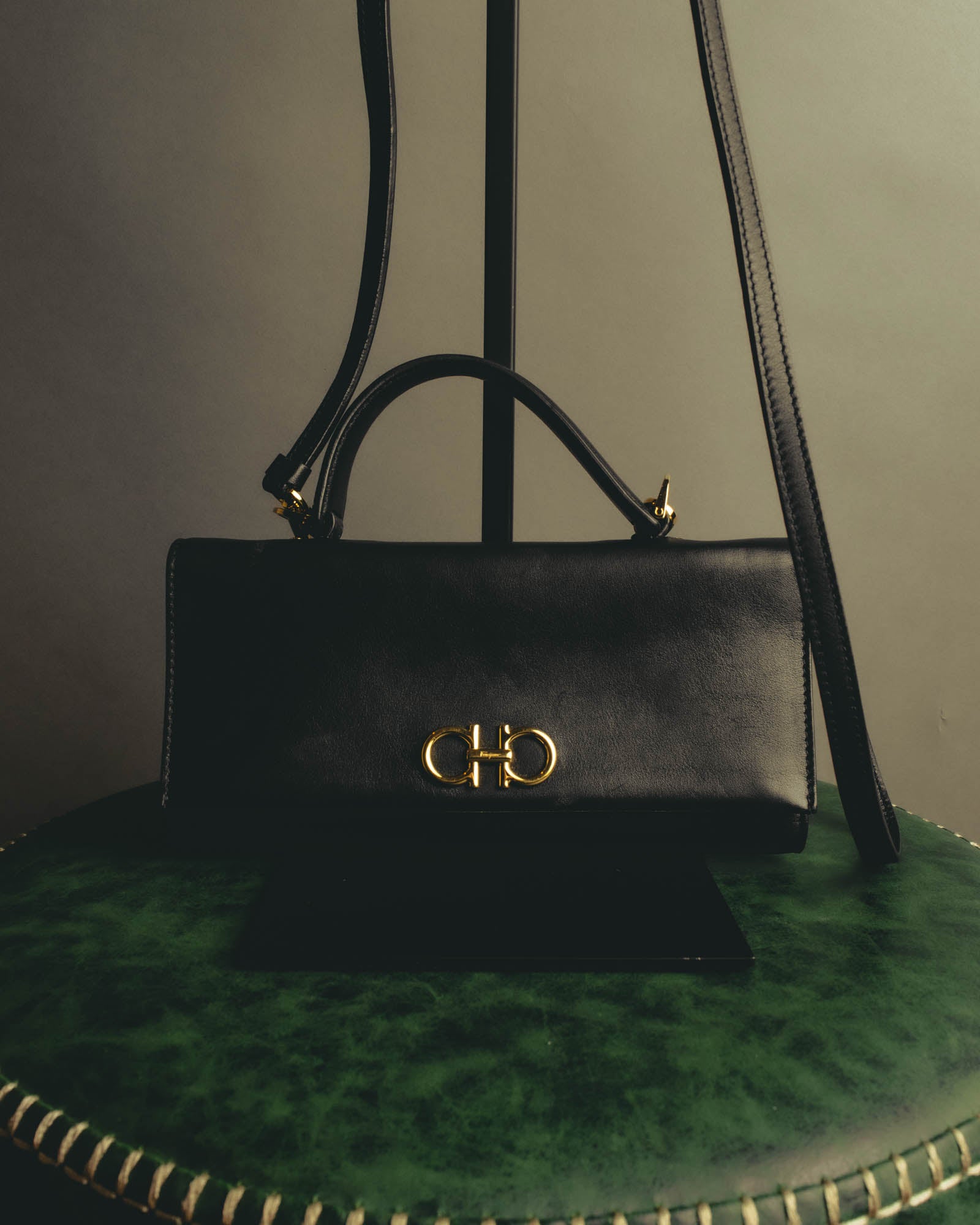"Salvatore Ferragamo" 2010's Classic Gancini top handle shoulder bag