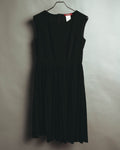 "Max Mara Studio" 00's-10's Elegant sleeveless pleated midi dress