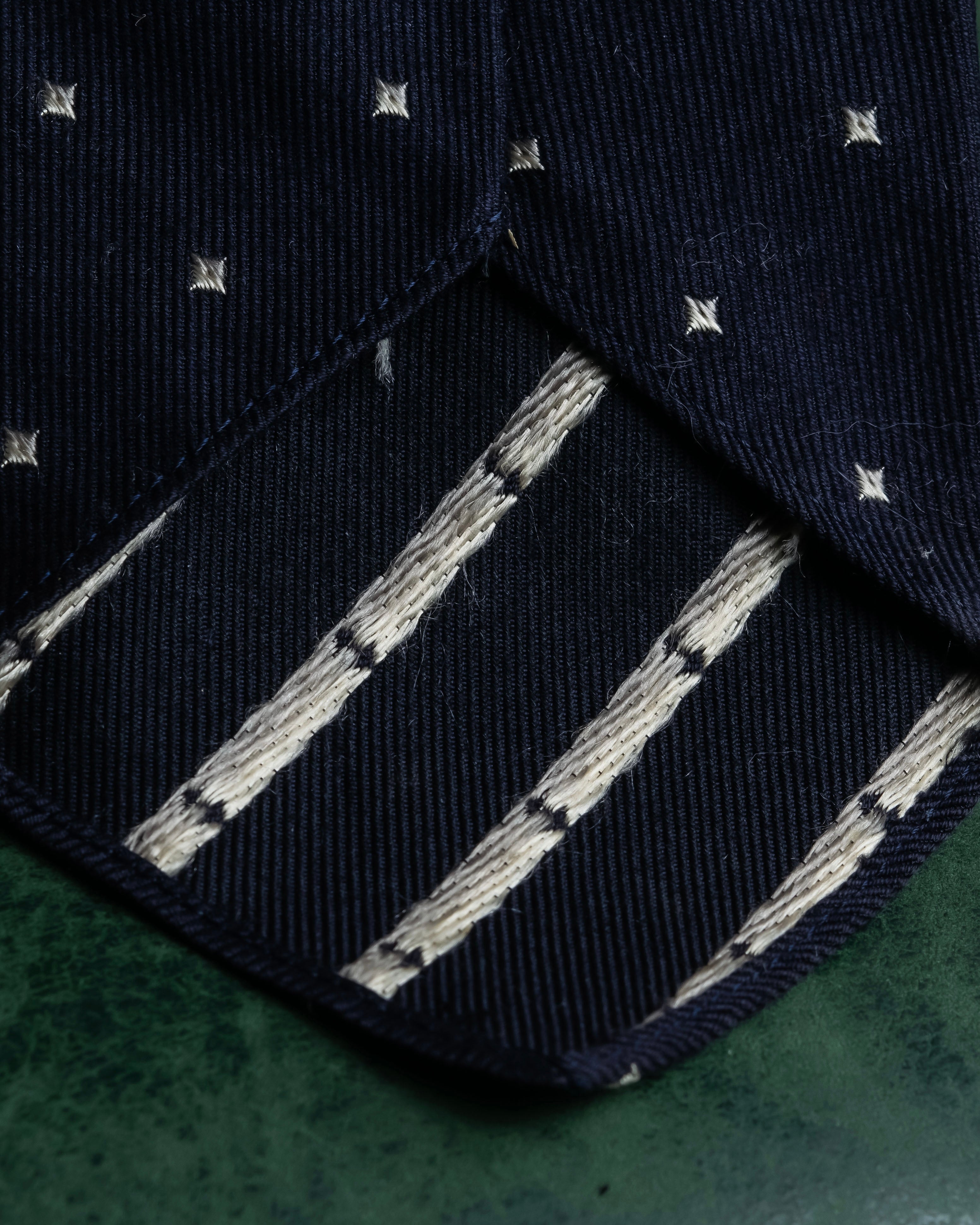 "COMME des GARCONS
 HOMME" Square diamond pattern sample necktie