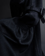"TORUICHOU" Muffler-style collar military detail coat