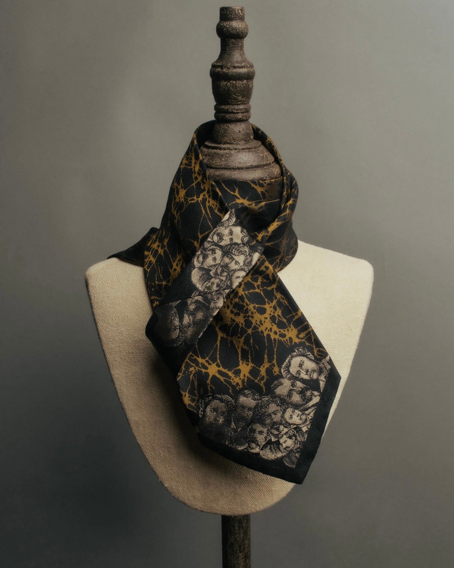 "Jean Paul Gaultier" 90's-00's Portrait jacquard silk necktie