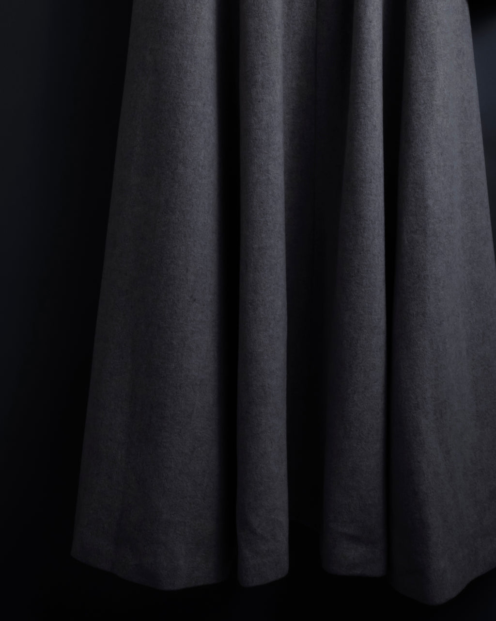 -SPECIAL- "JEAN PAUL GAULTIER"
90's-00's Waist shape A-line silhouette ecryu color super long coat