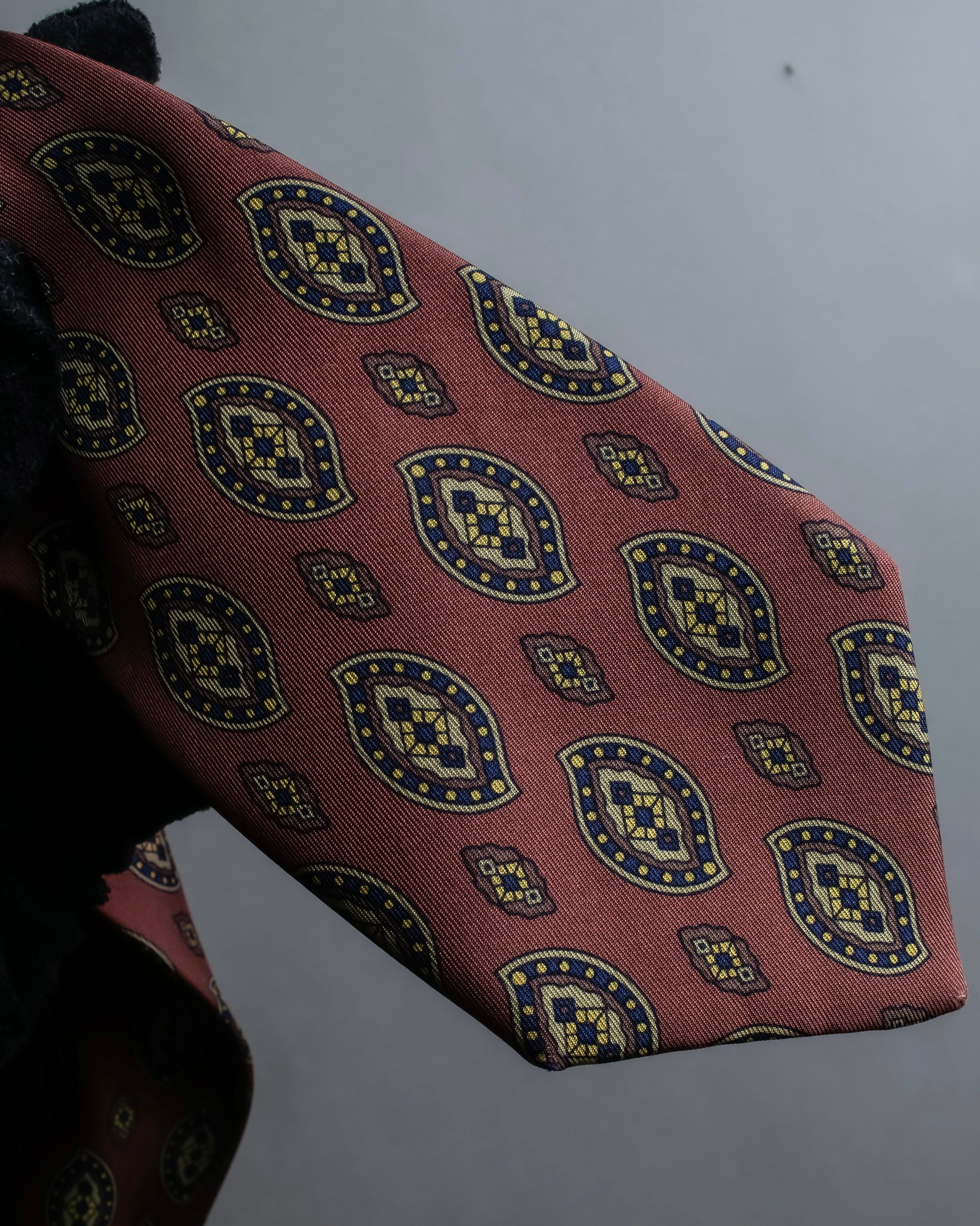 "CHANEL" Paisley pattern silk necktie