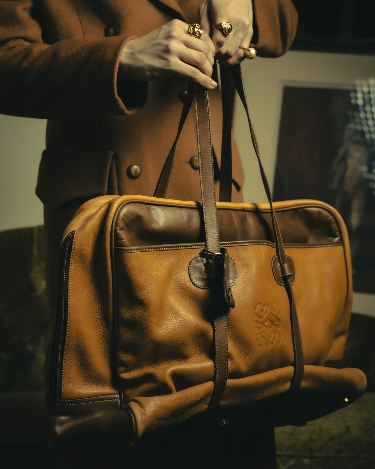 -SPECIAL- “LOEWE” 90’s Anagram embossed wide-opening leather boston bag