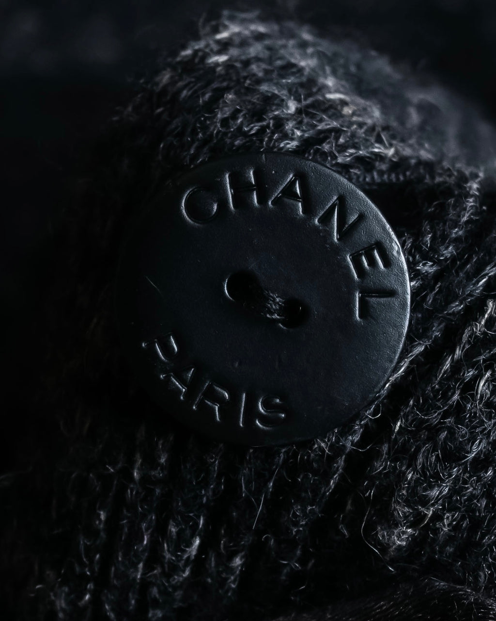 "CHANEL" Sample product hairy material light unevenness cardigan