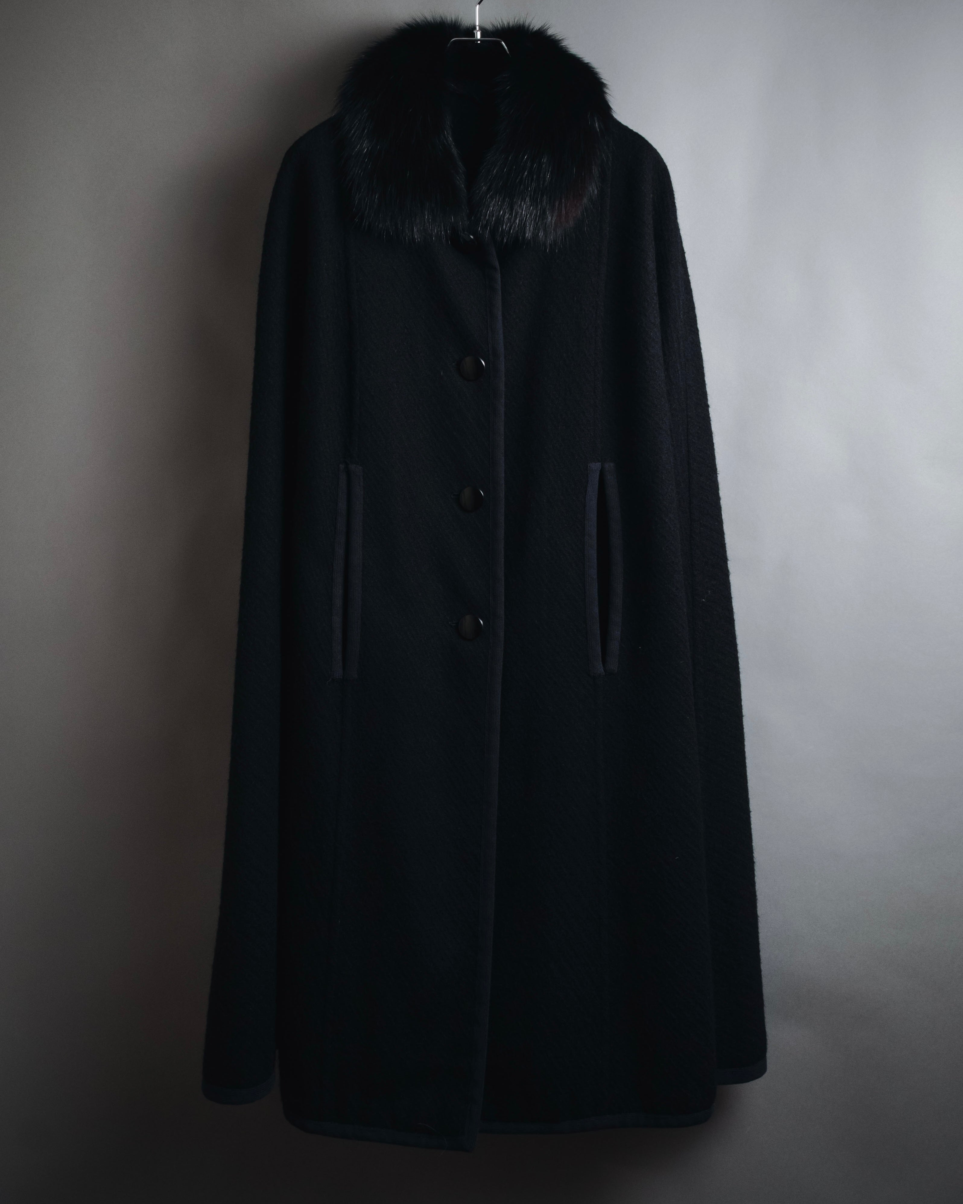 "Vintage" Fur-collared oversized cape