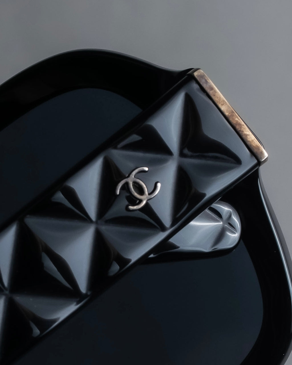 "CHANEL" Matelasse quilted design sunglasses