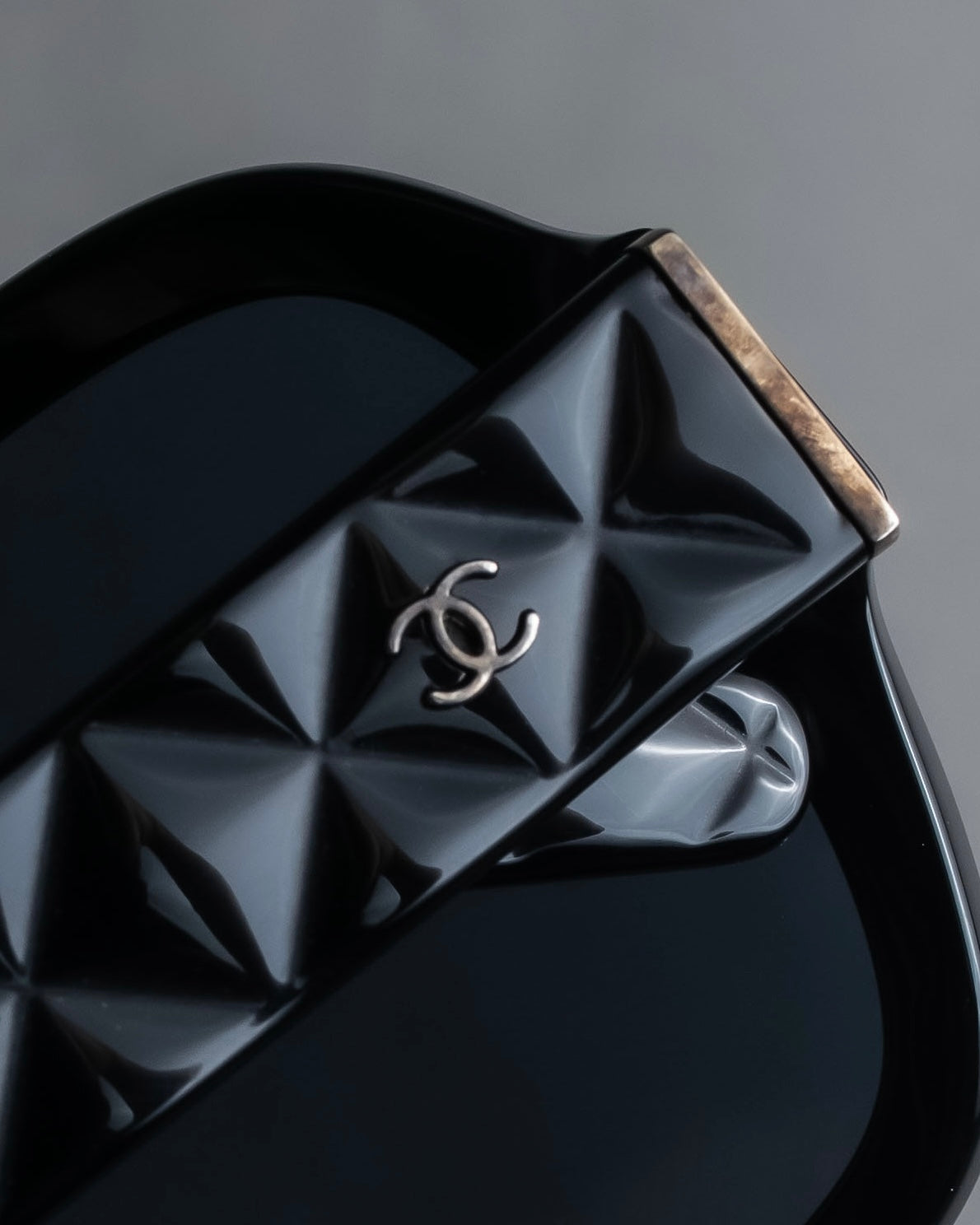 "CHANEL" Matelasse quilted design sunglasses