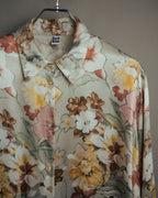 -MOOD Vintage Collections-
90’s-00’s Large floral print drape shirt