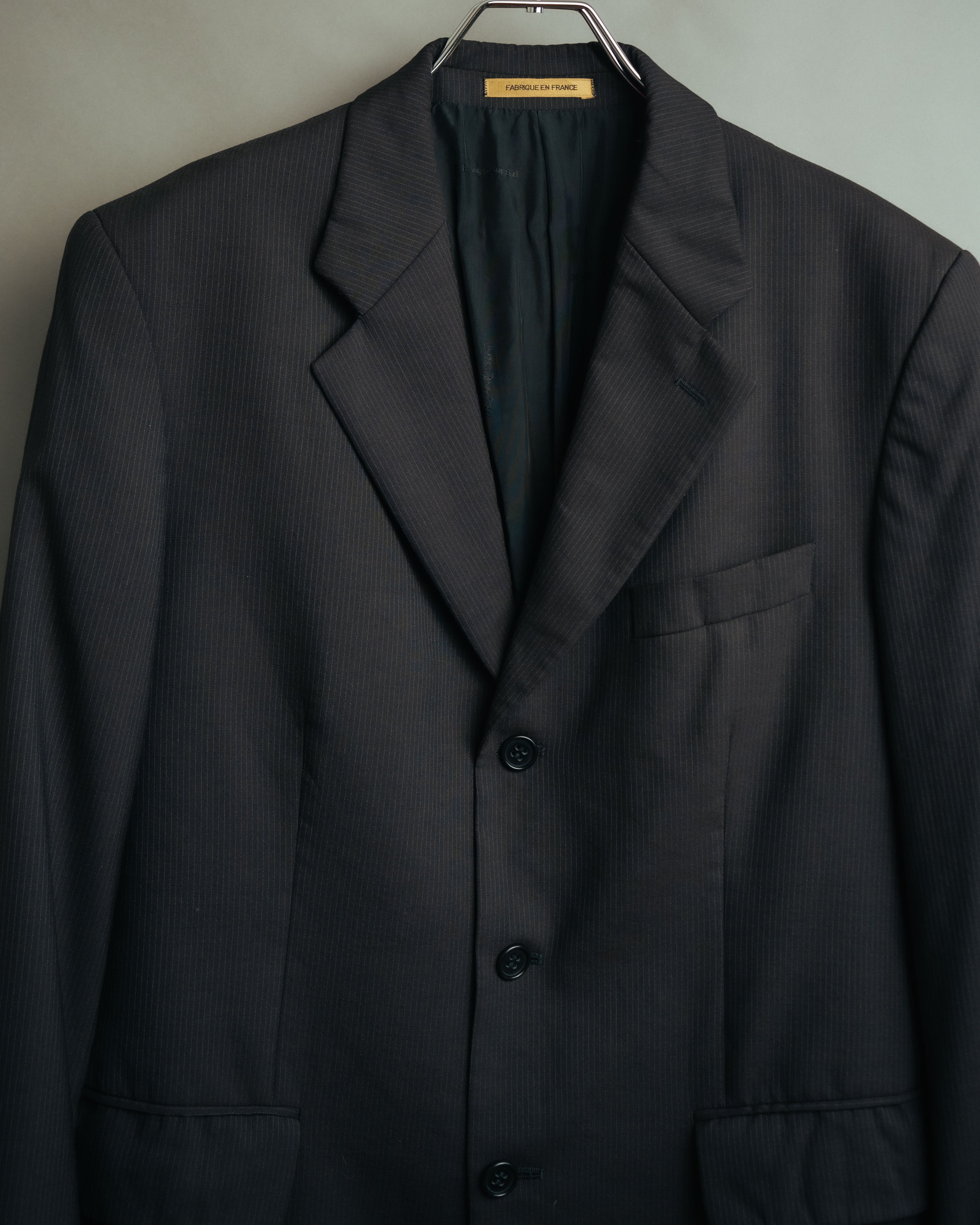 -MOOD Vintage Collections-
90’s Pinstripe wool tailored jacket
by Yves Saint Laurent pour homme