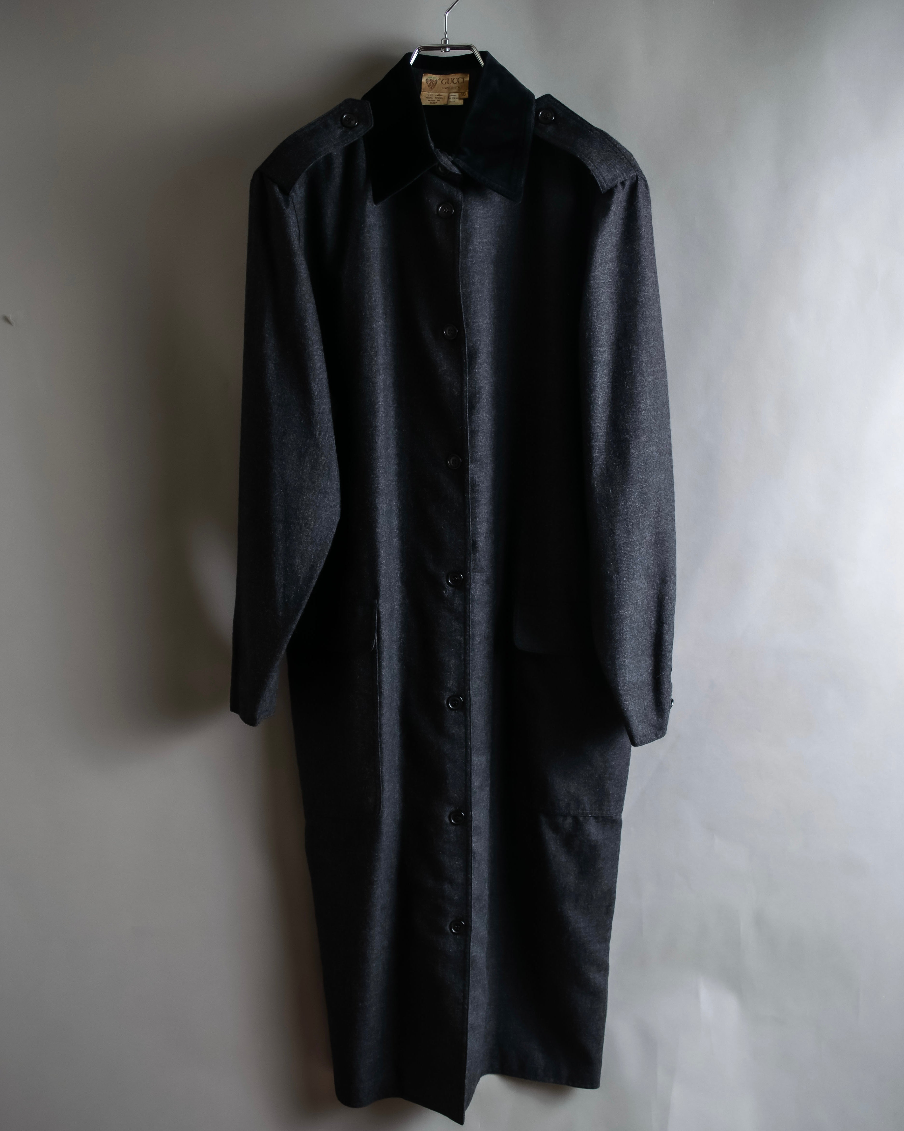 "GUCCI" 70's velvet collar design long coat