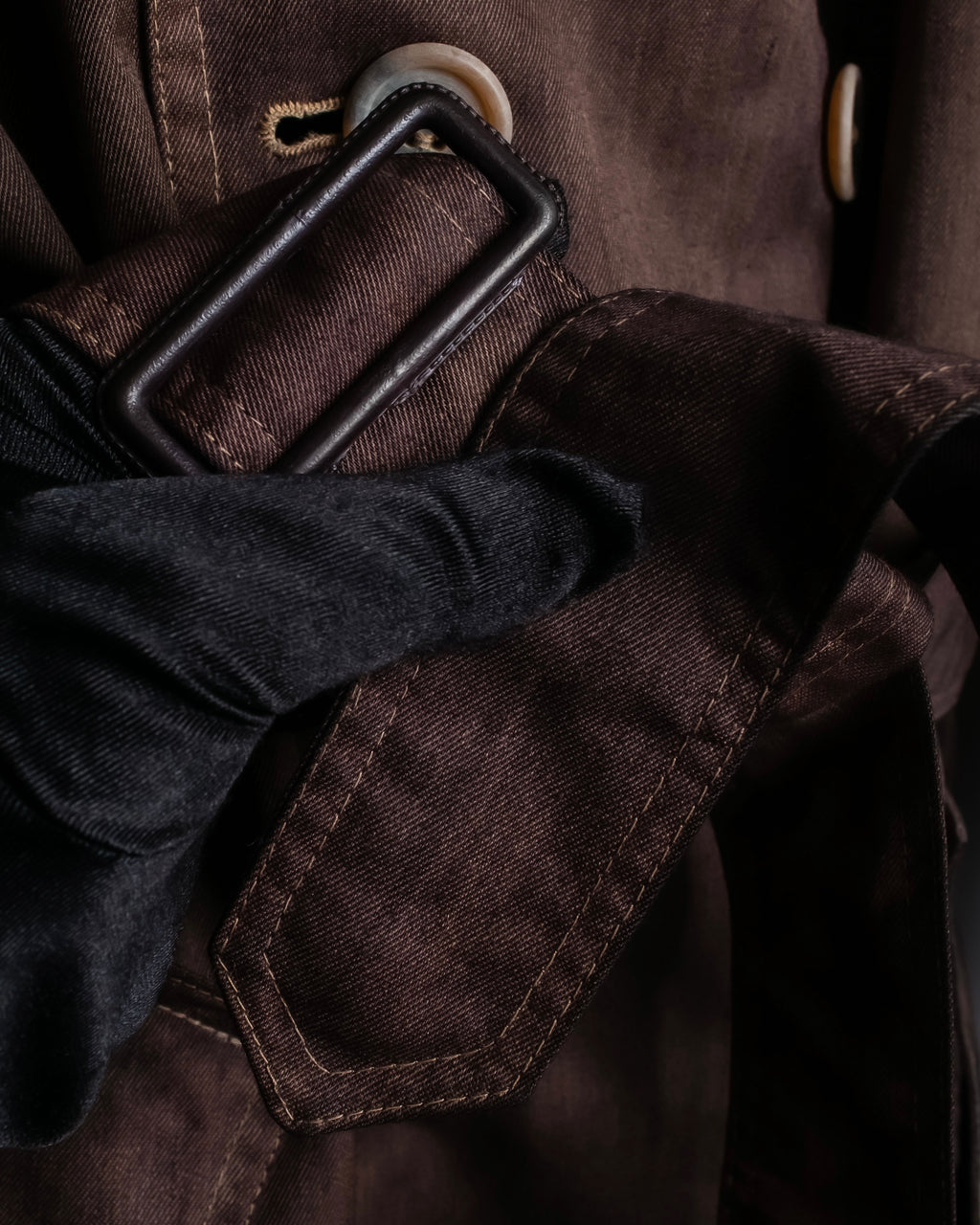 "CHRISTIAN DIOR MONSIEUR"
 Dark brown oversized trench coat