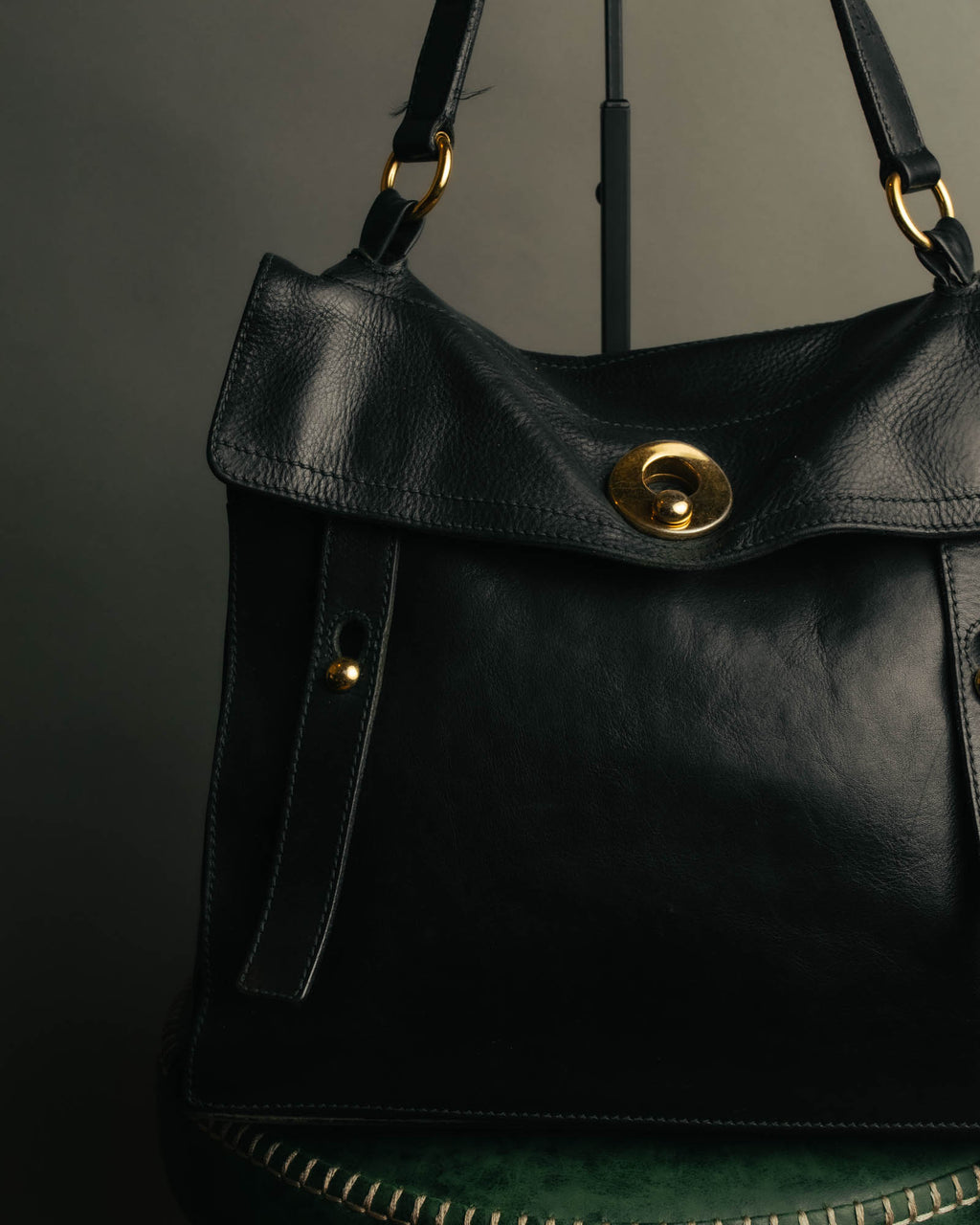 -SPECIAL- “YVES SAINT LAURENT rive gauche”
2008-2012 Muse two leather shoulder bag