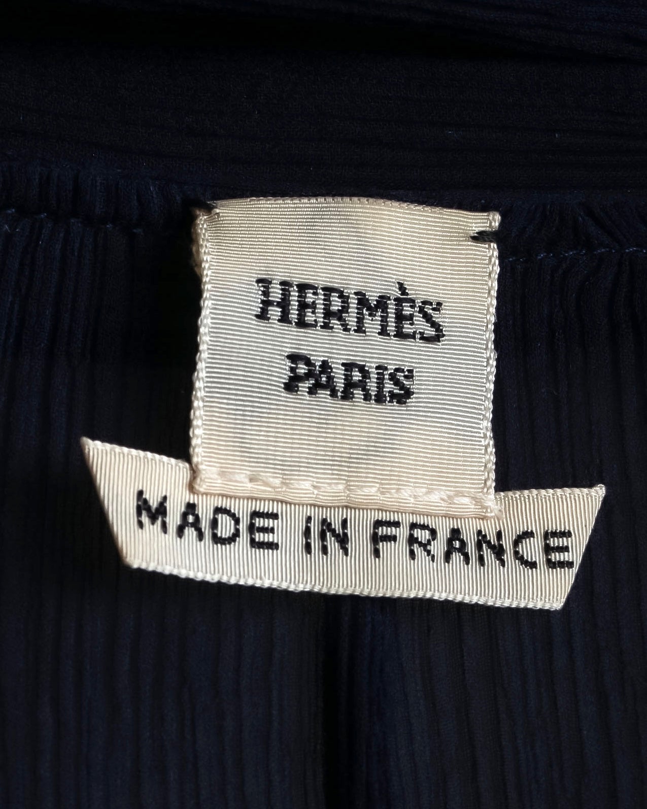 "HERMES" Bowtie detail balloon sleeve sheer pullover