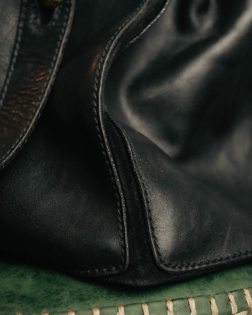-SPECIAL- “YVES SAINT LAURENT rive gauche”
2008-2012 Muse two leather shoulder bag