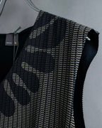 "FENDI" Logo print V-neck sleeveless top