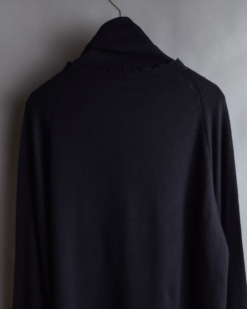 "DIOR" Edith Slimane period double high neck processing knit