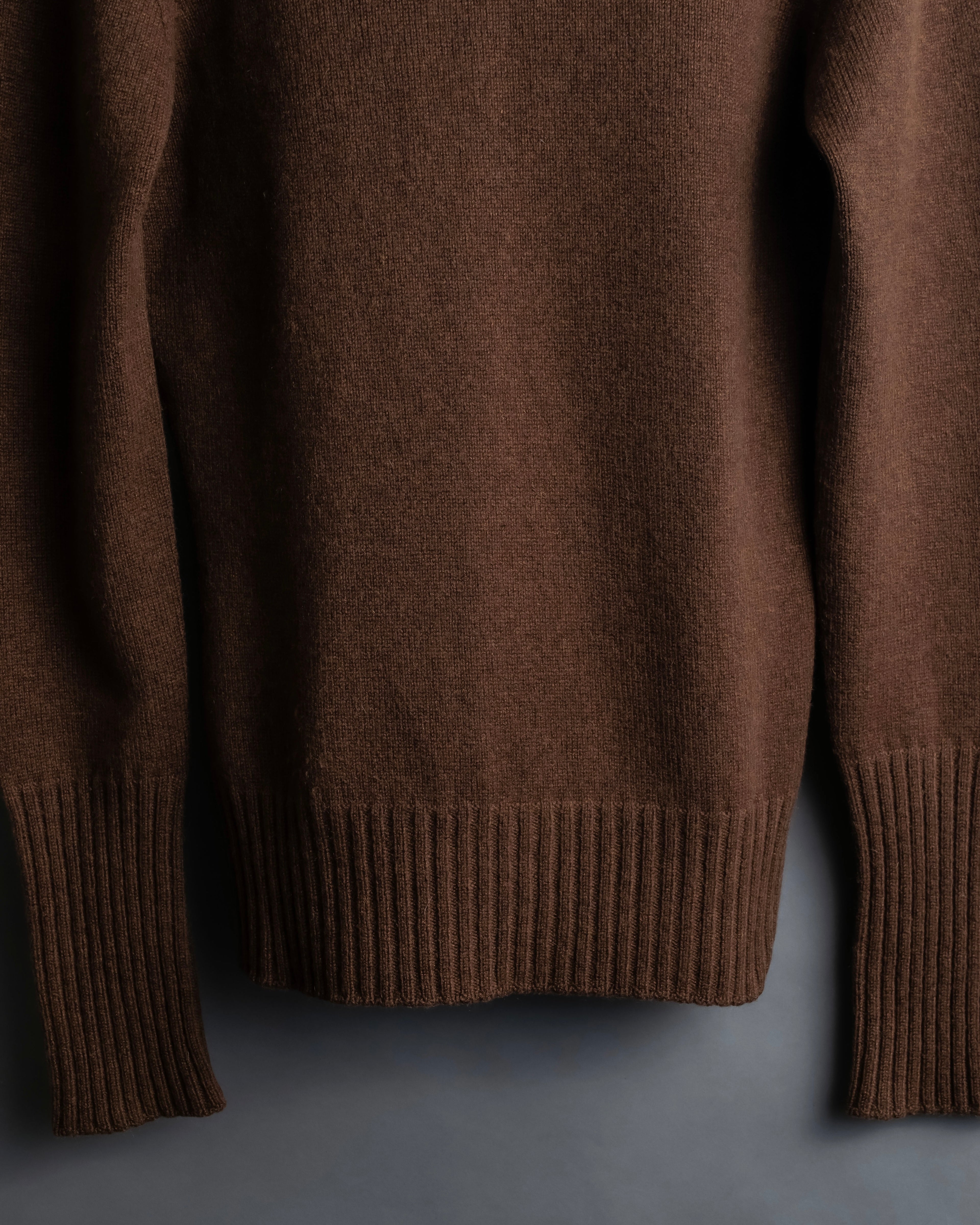 "HERMES" 100% cashmere V neck design knit