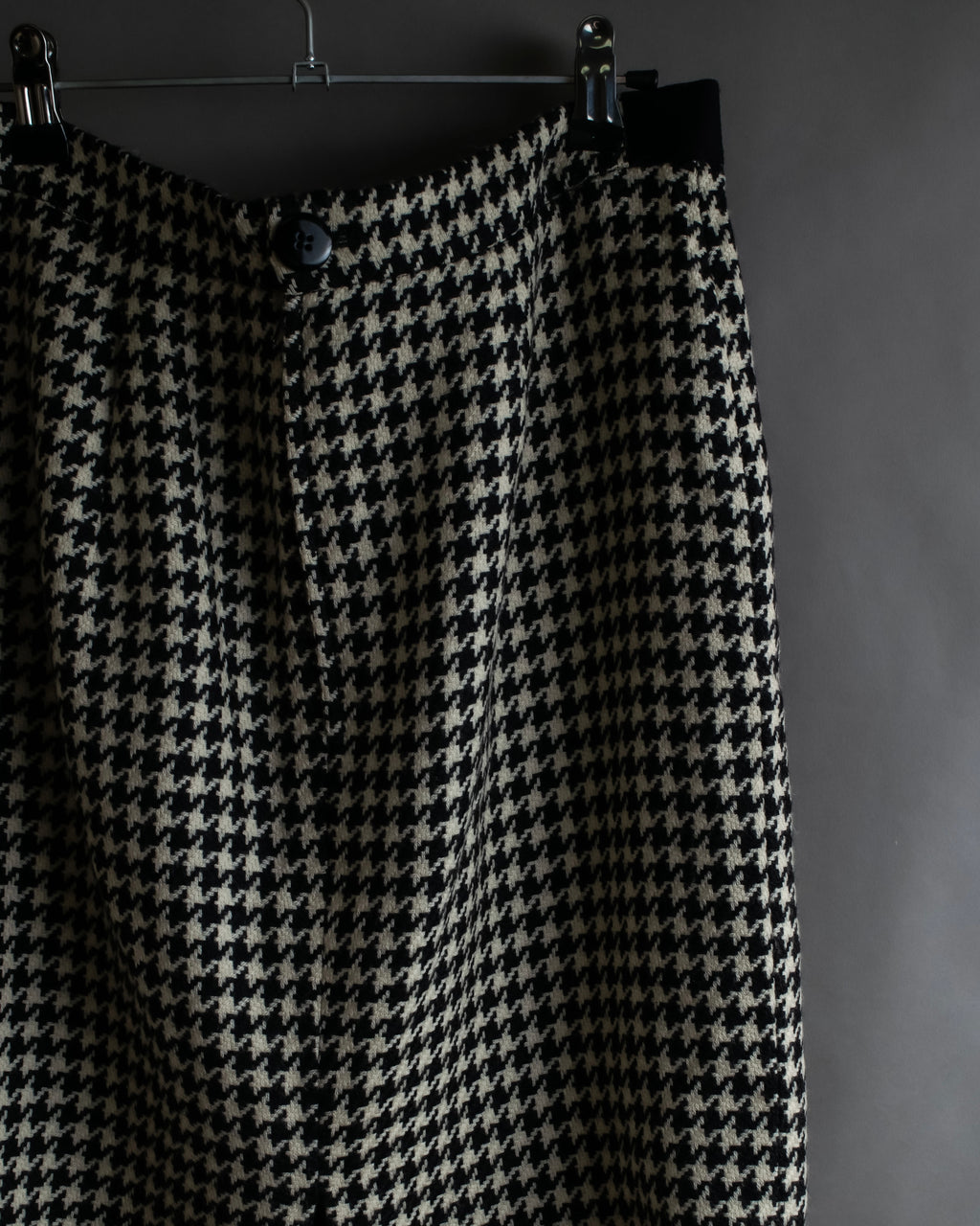 "Valentino Garavani" Houndstooth pattern lace velvet design set up