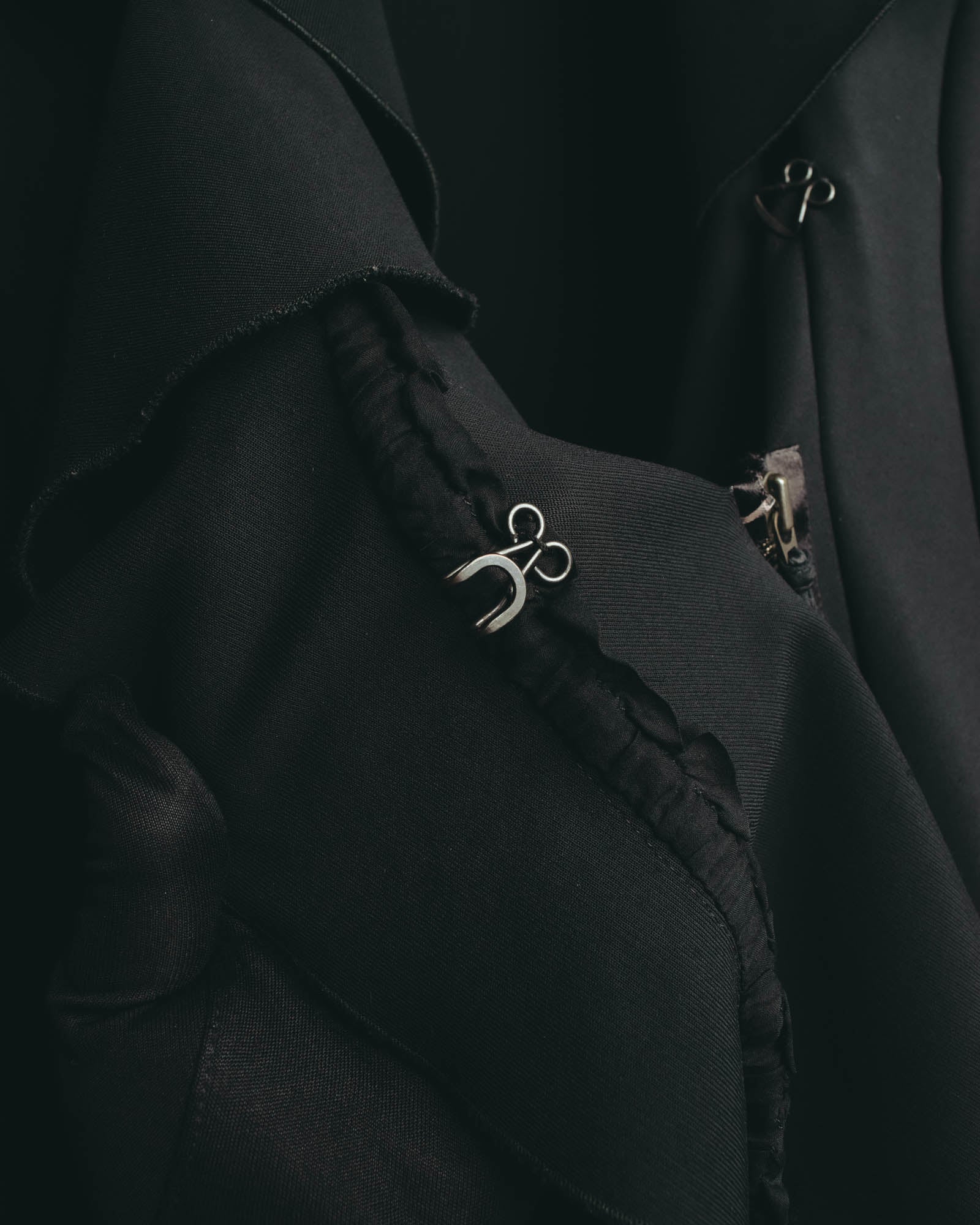 “VALENTINO” 2015-2018 Draped ruffle long coat