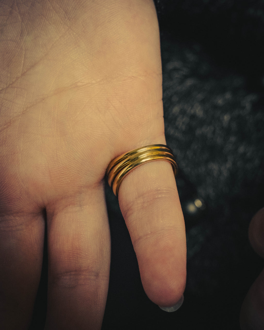 -SPECIAL- “Christian Dior” 80’s-90’s vintage 18k diamond multi-band ring