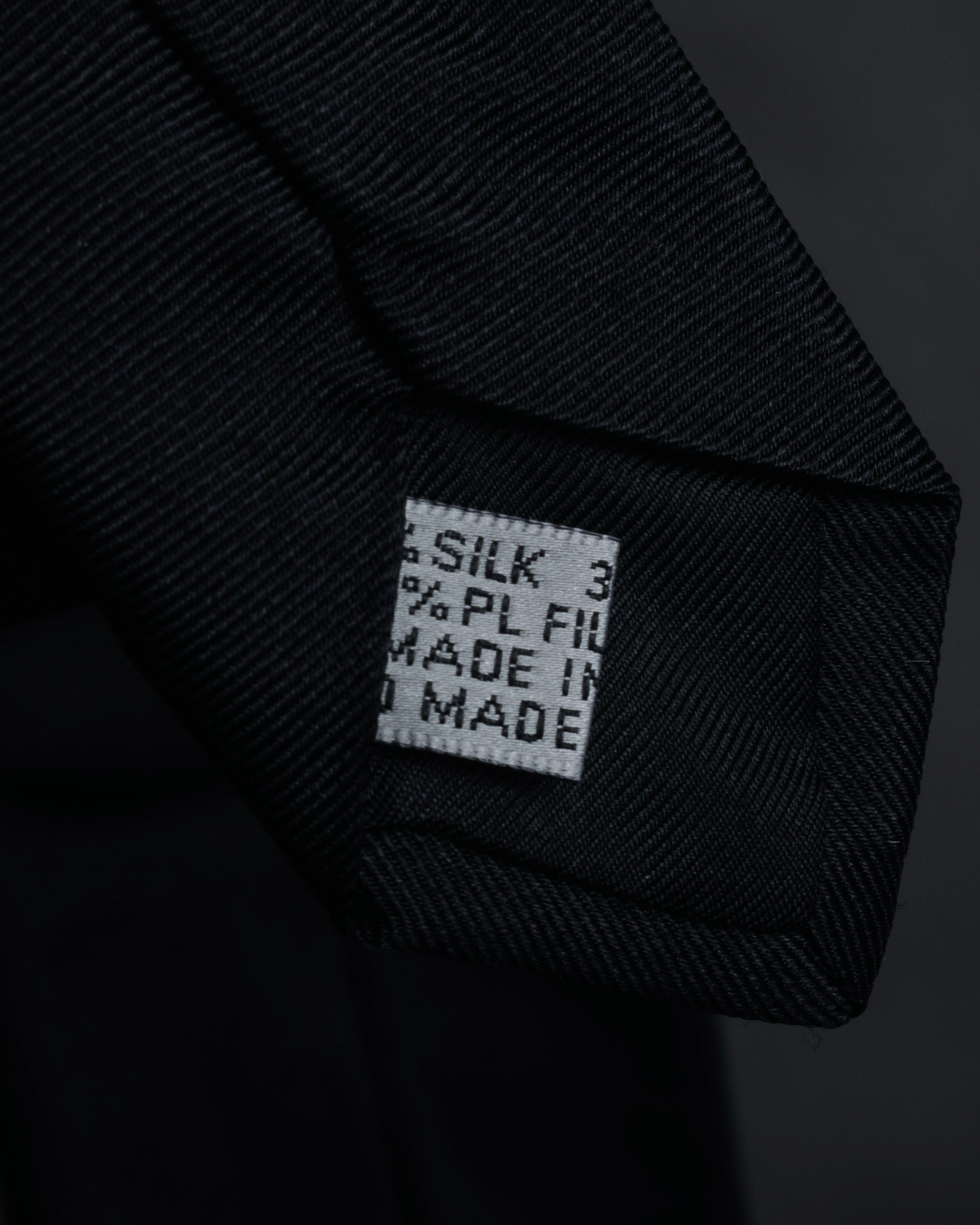 “DIOR” 2019- Logo embroidered narrow tie