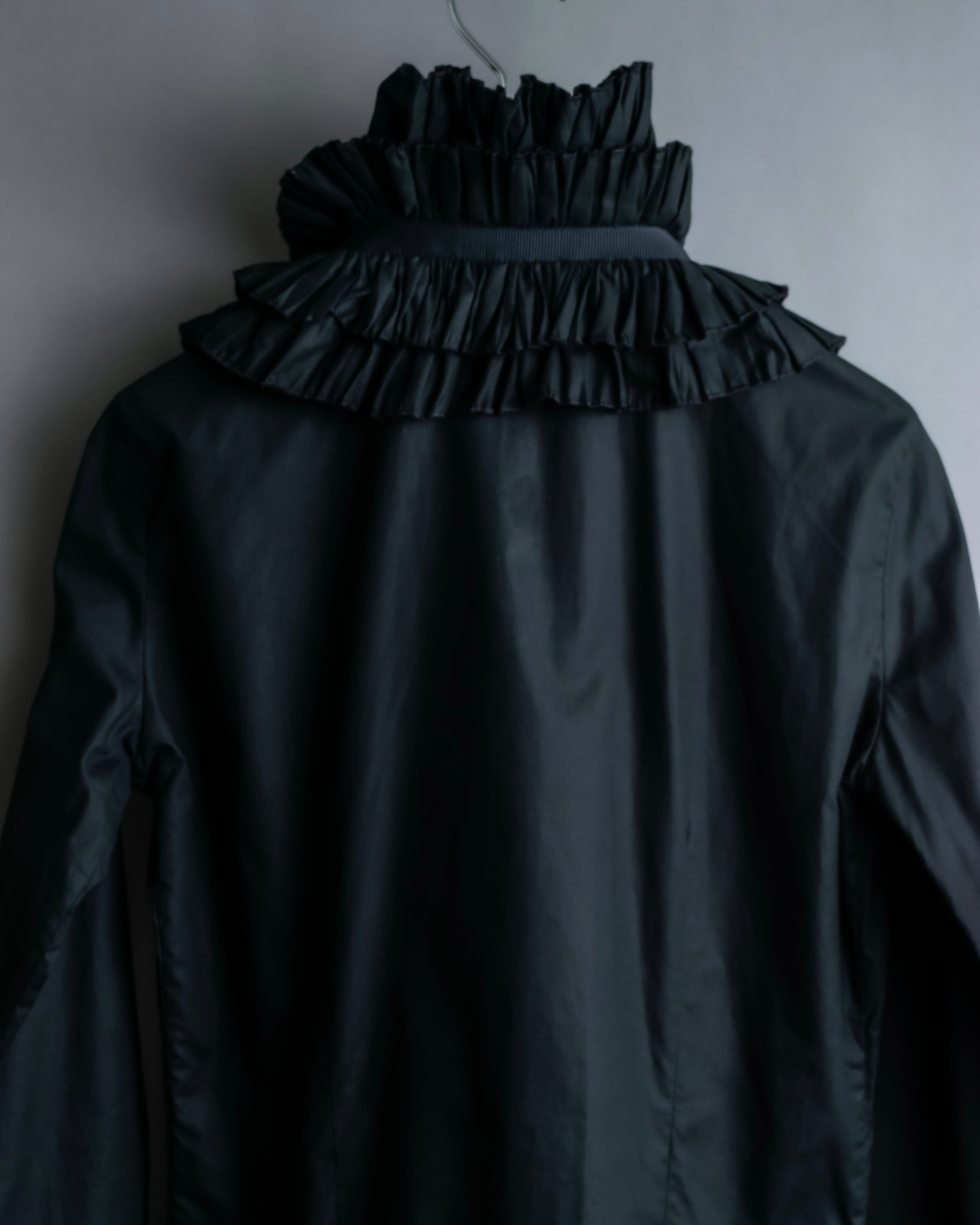"VIKTOR&ROLF" Special oversized frill dress shirt