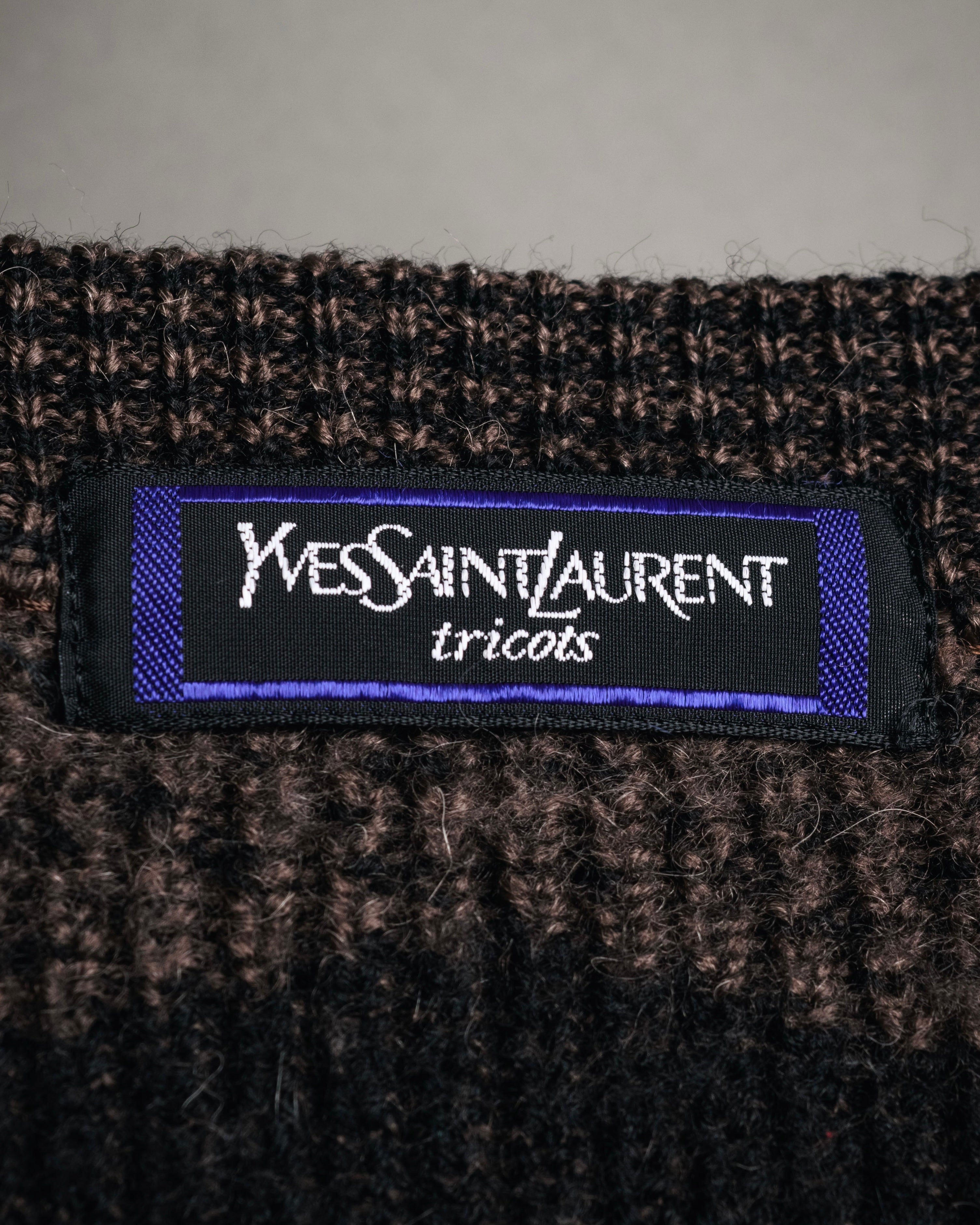 “Yves Saint Laurent” 80’s-90’s geometric knit cardigan