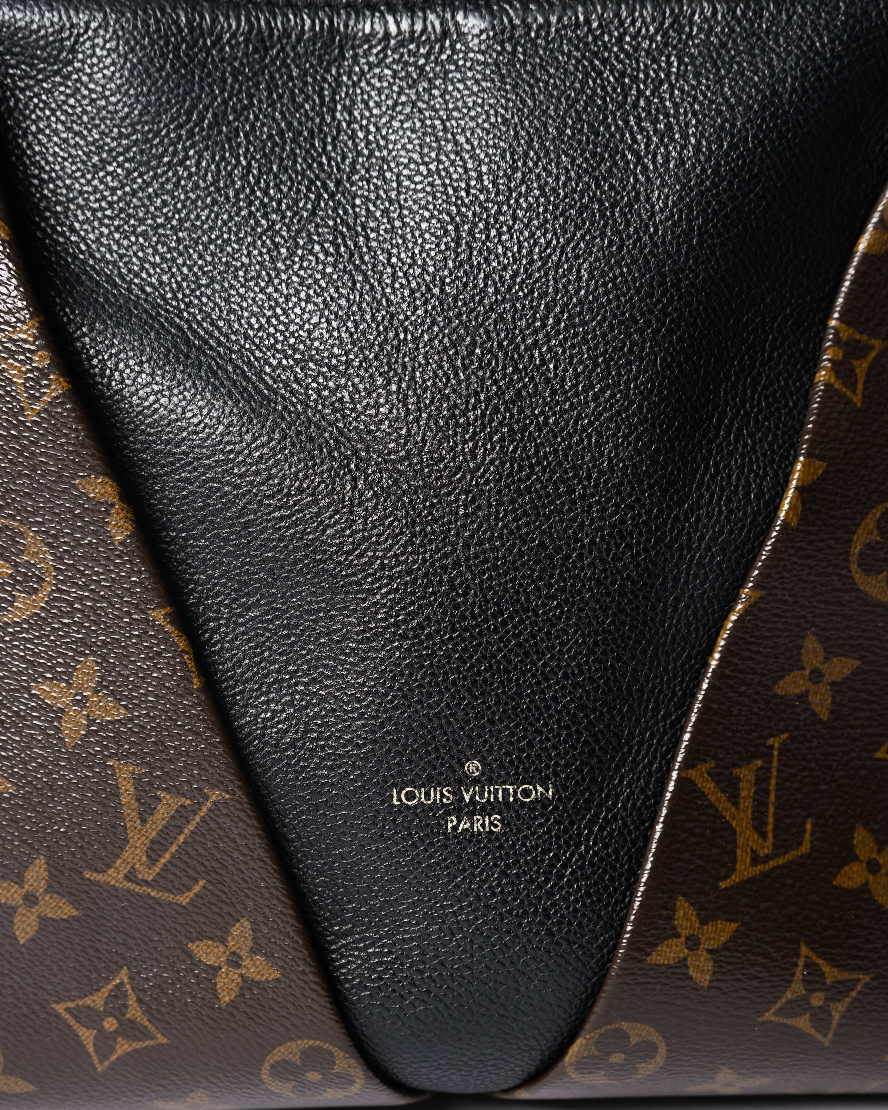 LOUIS VUITTON/ “V Tote mm” Monogram Canvas & Leather Handbag