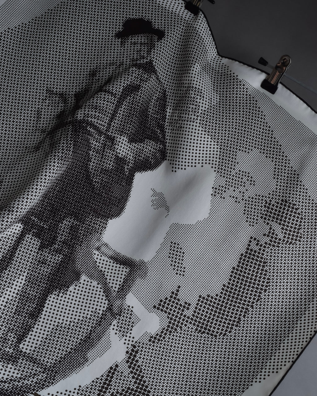 "HERMES" Silk fantaisie a cheval carré scarf 70