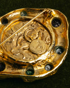 -SPECIAL- “CHANEL” 80’s-90’s Gripoix style cabochon logo brooch