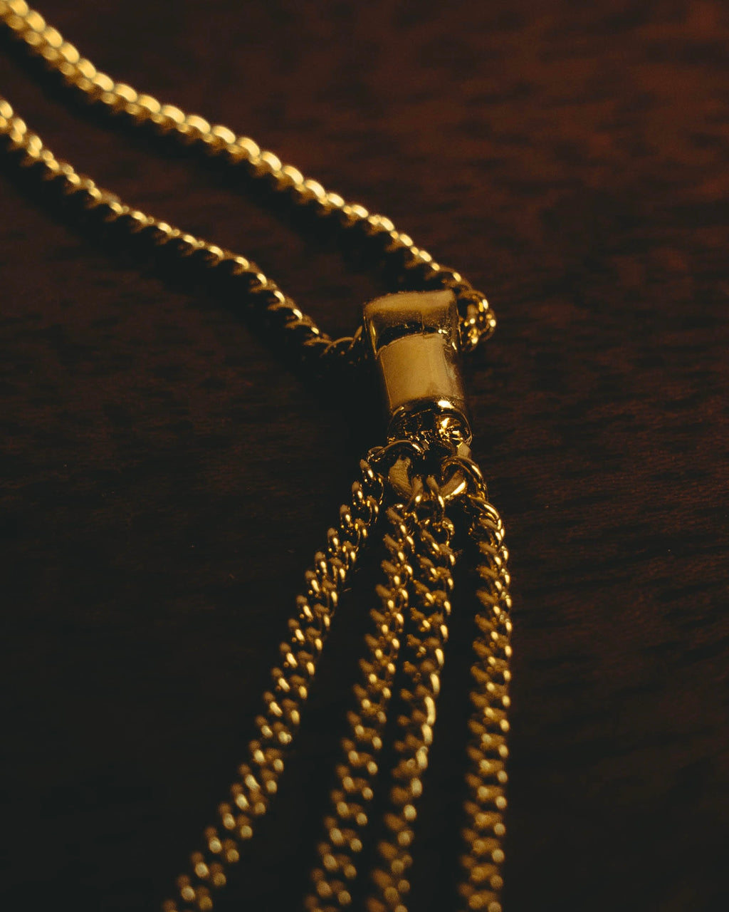 “Christian Dior” 00’s Dior heart charm tassel necklace