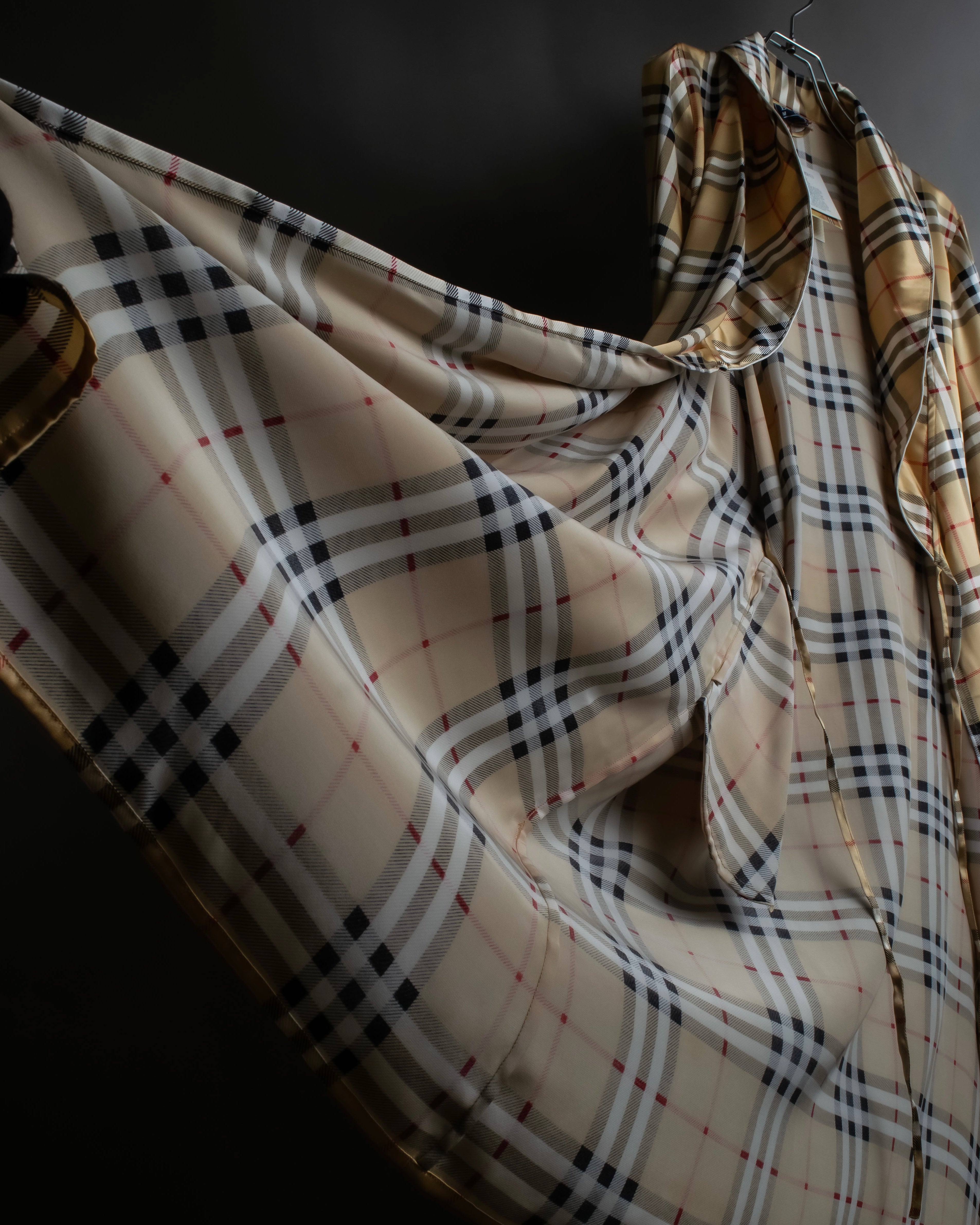 "BURBERRYS" Nova check maxi length silk gown coat