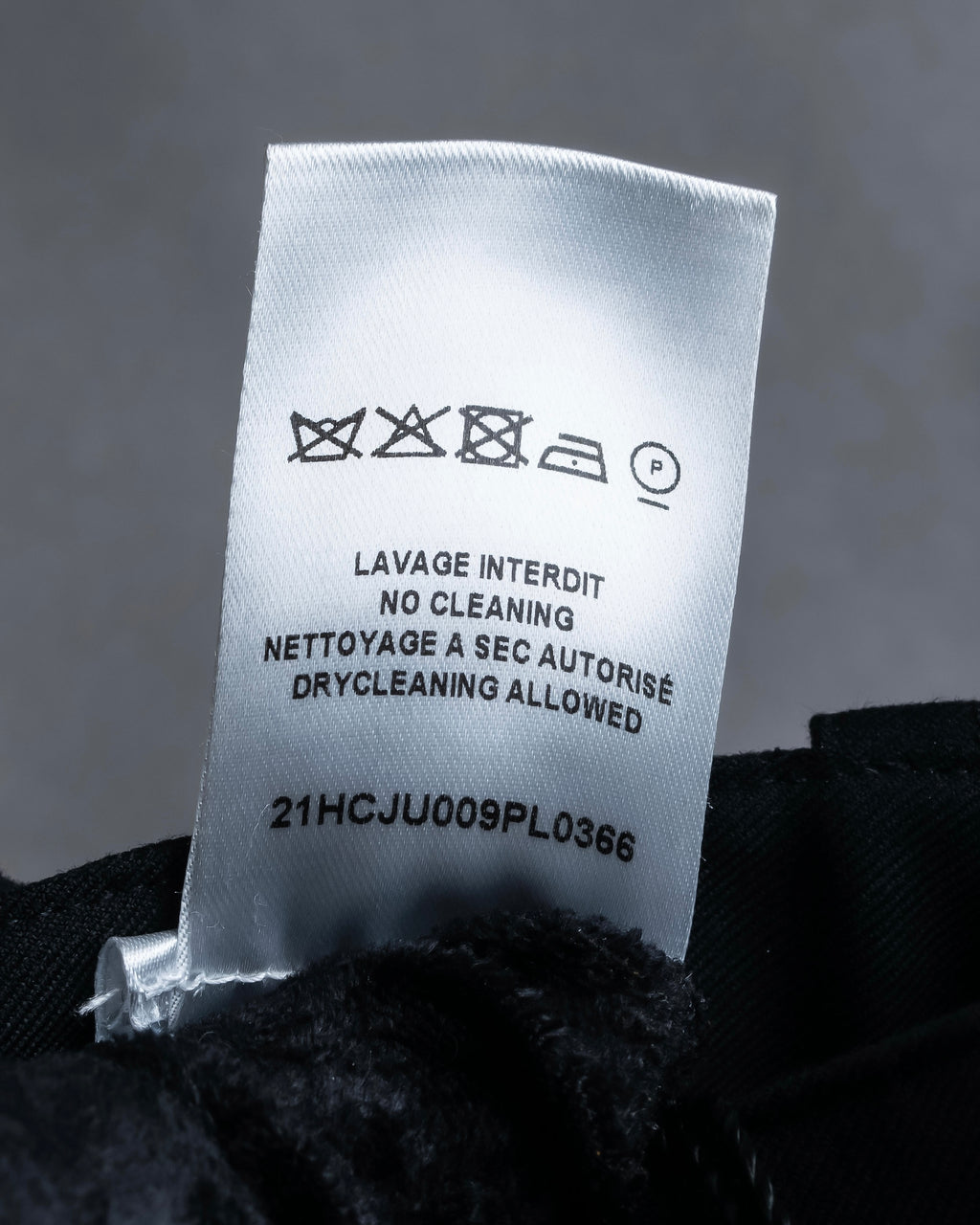 "NINA RICCI" Side button detail cropped length skirt