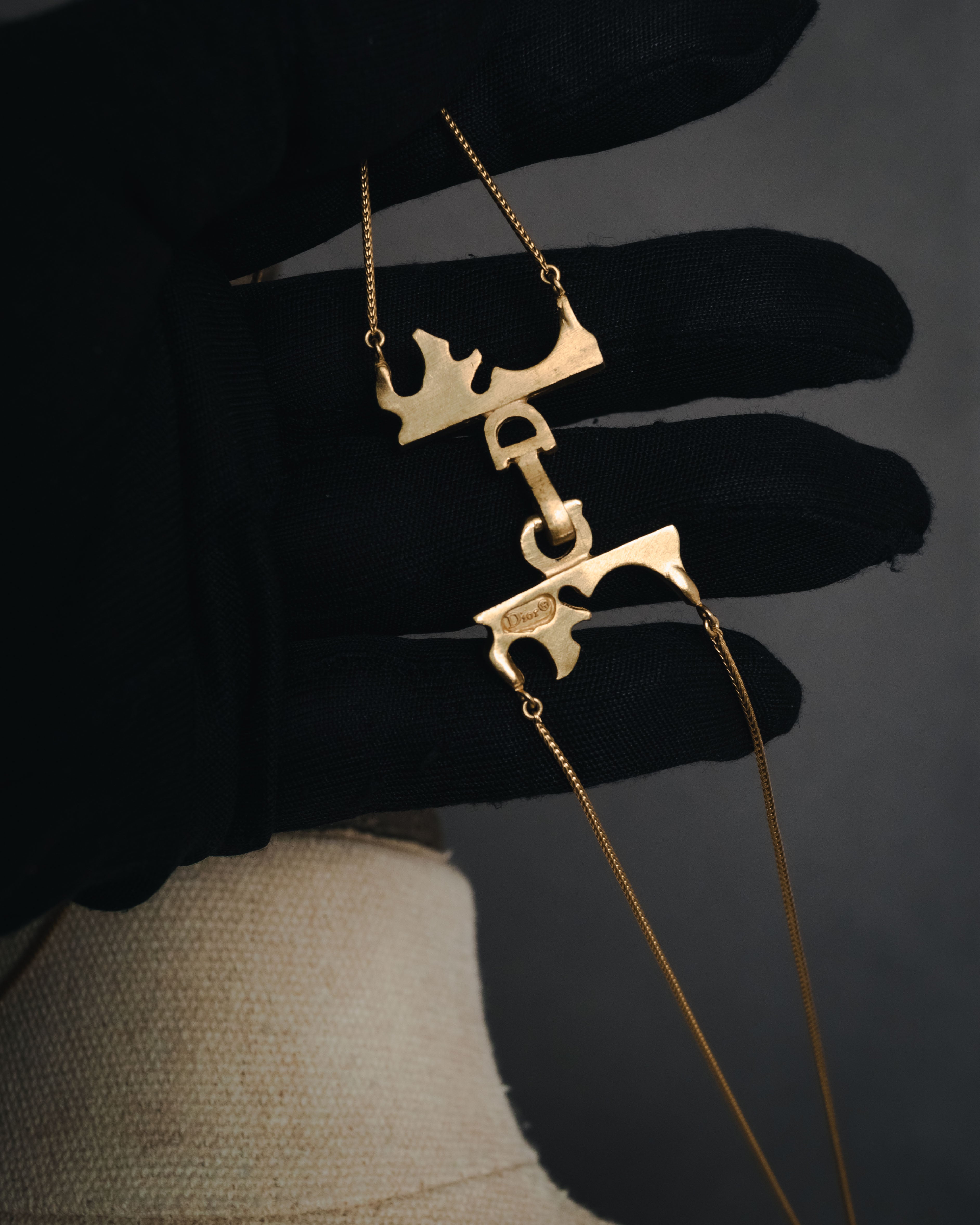 –SPECIAL– "Christian Dior" 2001-05’s Flaming D long station necklace